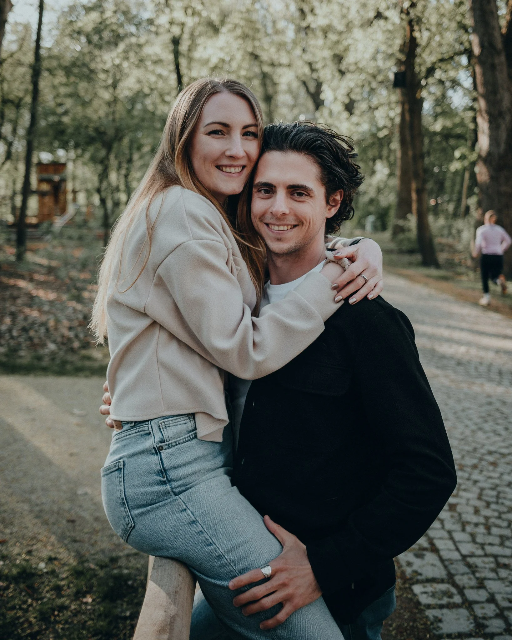 portraitmaxi-Outdoor-Coupleshooting-31.jpg
