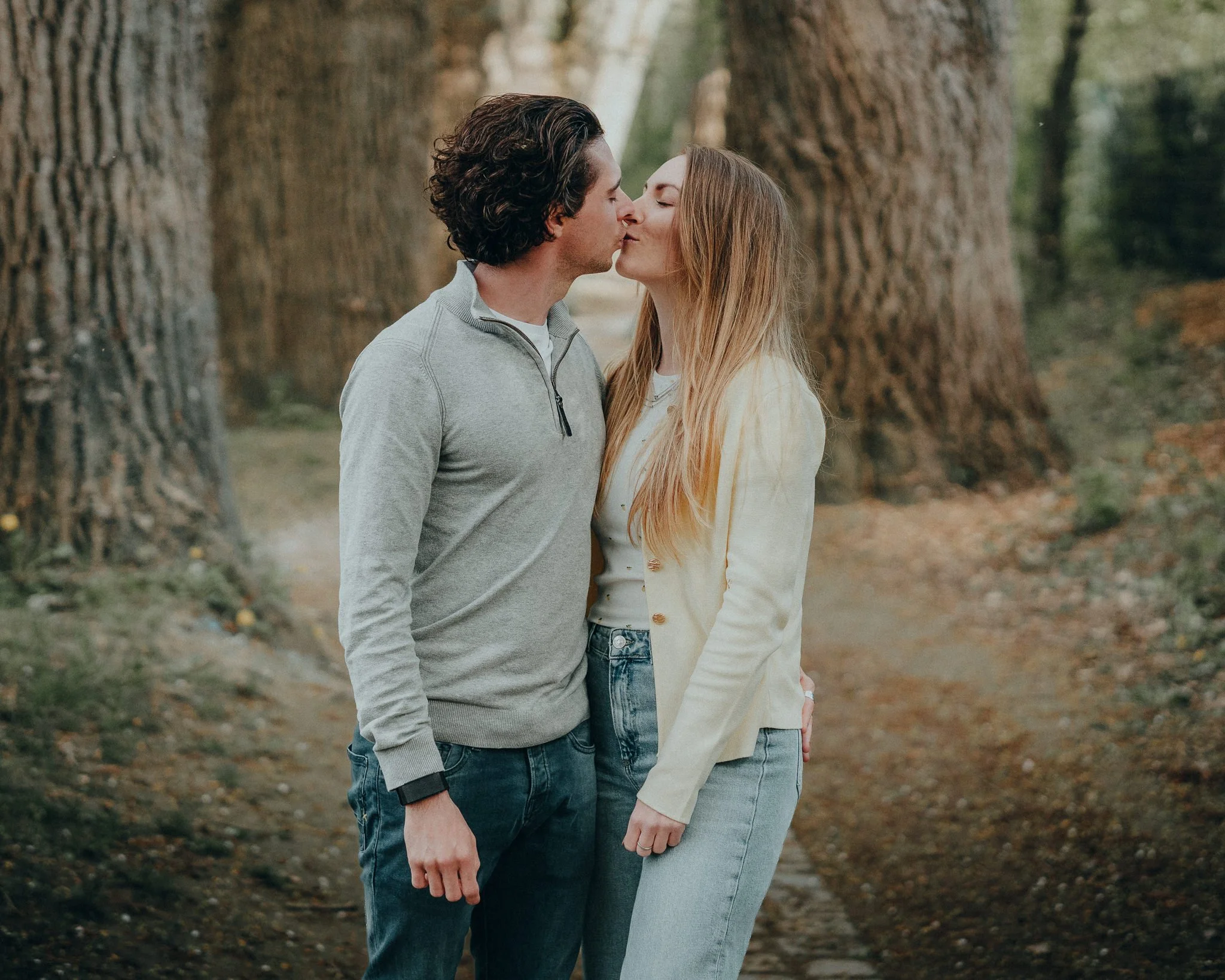portraitmaxi-Outdoor-Coupleshooting-07.jpg