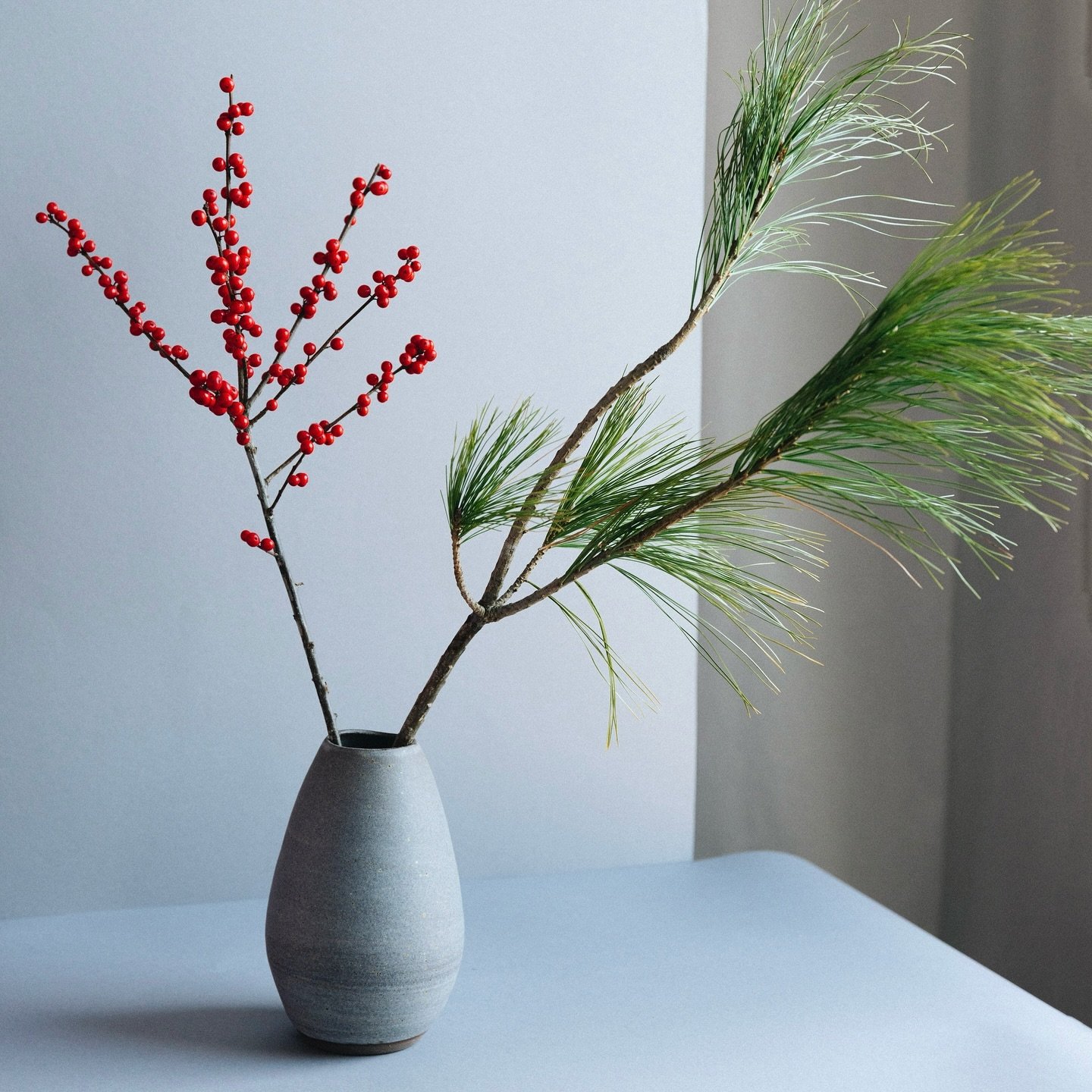 Happy Holidays!

Last chance. :) 
I&lsquo;ll be in my Atelier from 14-21 this Friday, Saturday and Sunday. 
Come say Hi and find a nice ceramic gift for you and your loved ones.

📸 @franziskafreiwald.jpg