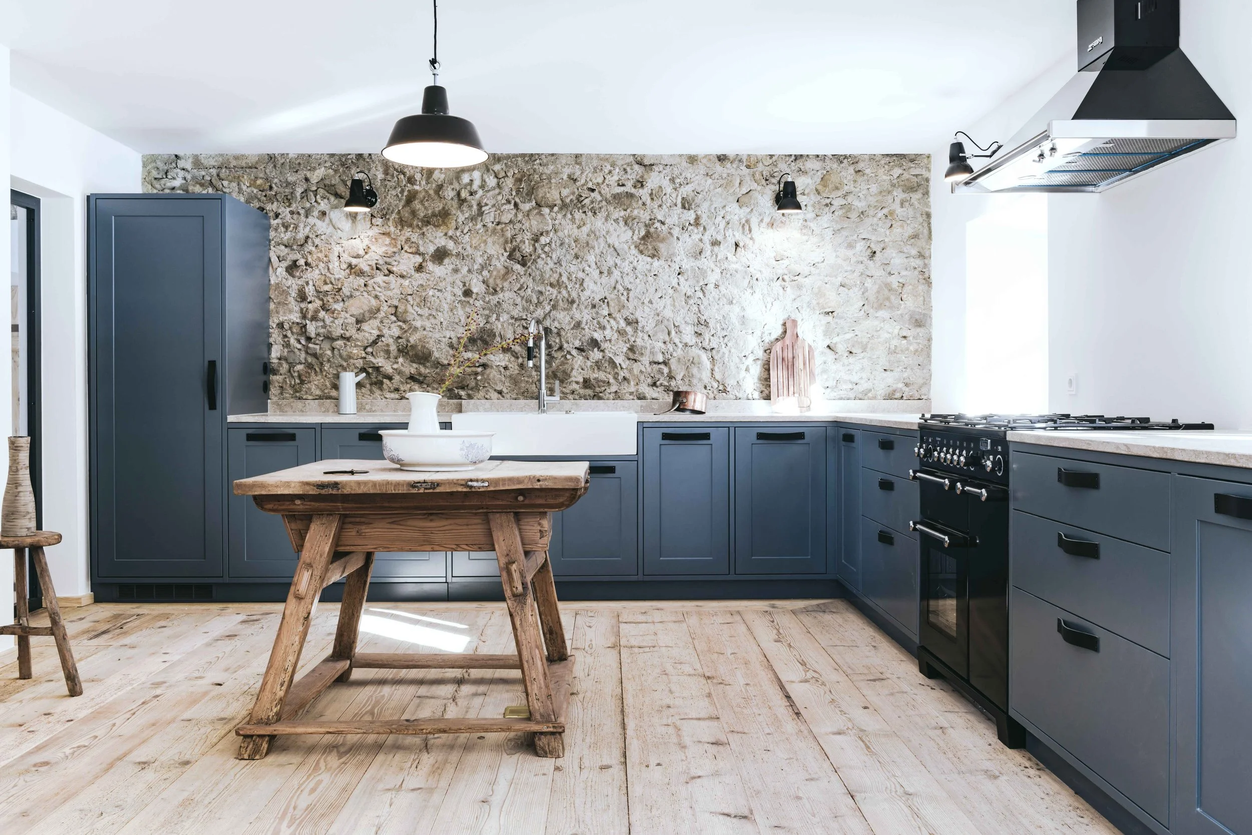 Das interior ist schlicht, jedoch ländlich modern gehalten im Bauernhaus