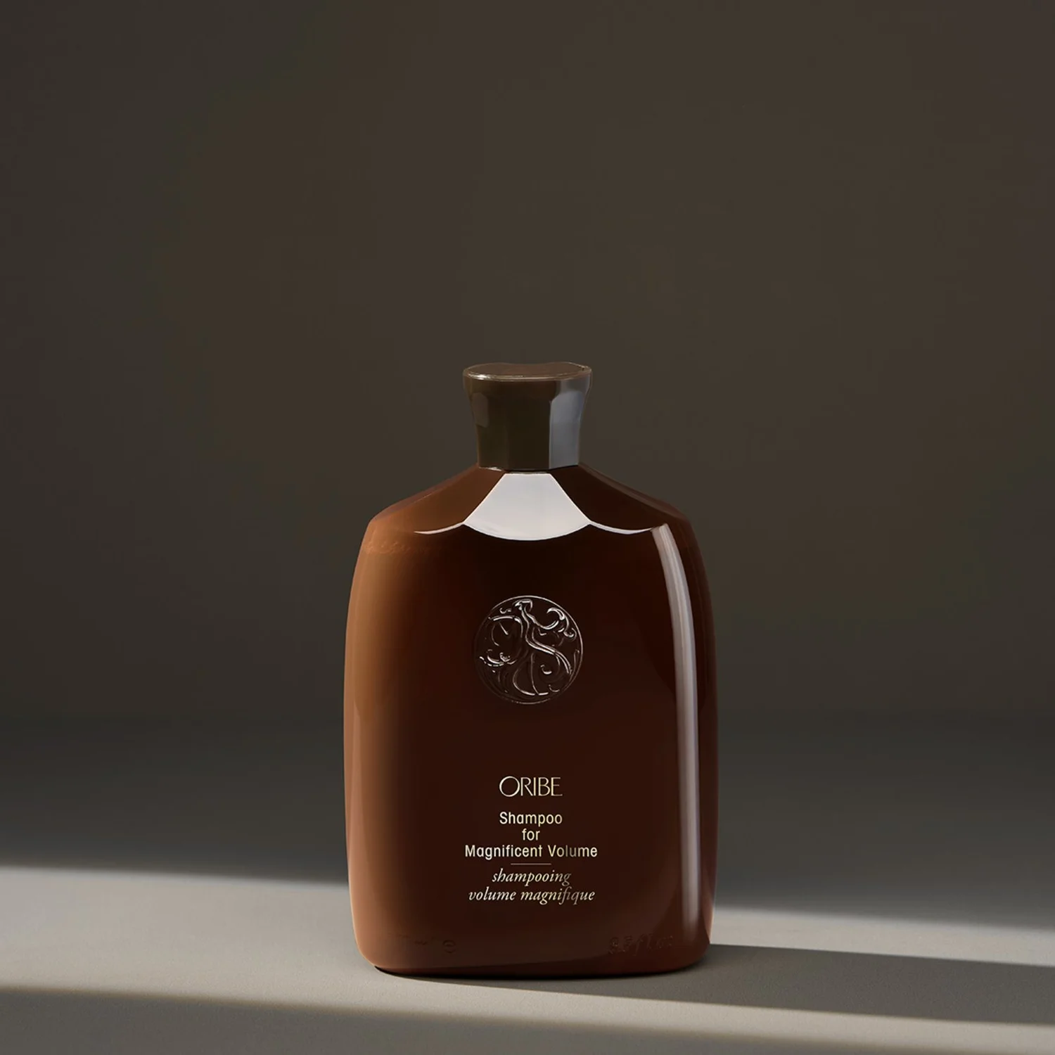 トリートメント ORIBE Shampoo for Magnificent Volume 250 Oribe Shampoo for Magnificent Volume — MANE-TAINED