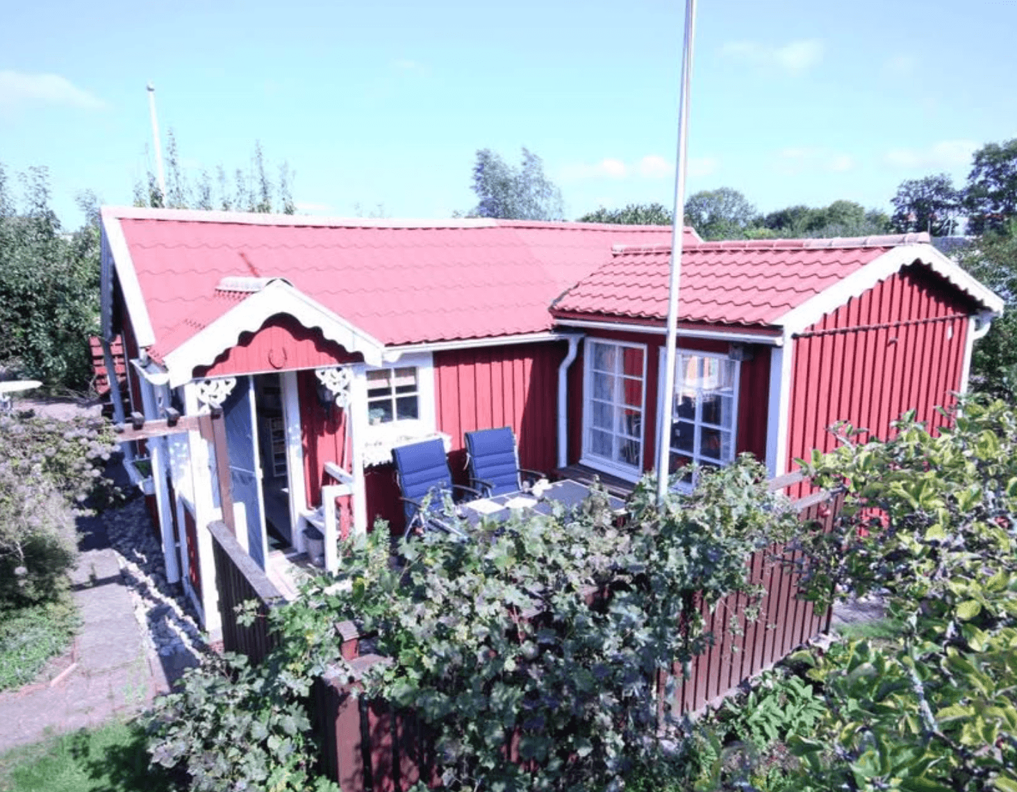 kolonistuga-15-fredriksdal-vastra-till-salu-pittoreskt.png