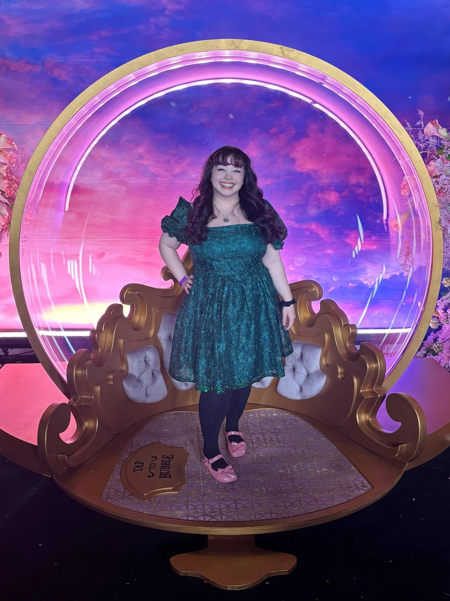 Obsessulated with the fact that I got to attend the NYC @wickedmovie premiere!!! 🩷💚

♡

♡

♡

#wicked #wickedpremiere #nyc #pokemon