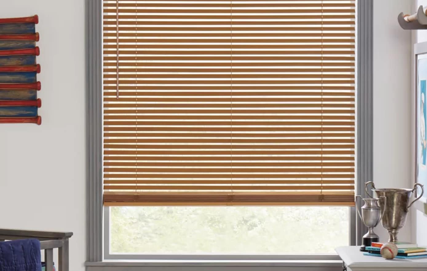 Experience Style and Functionality with Window Blinds 