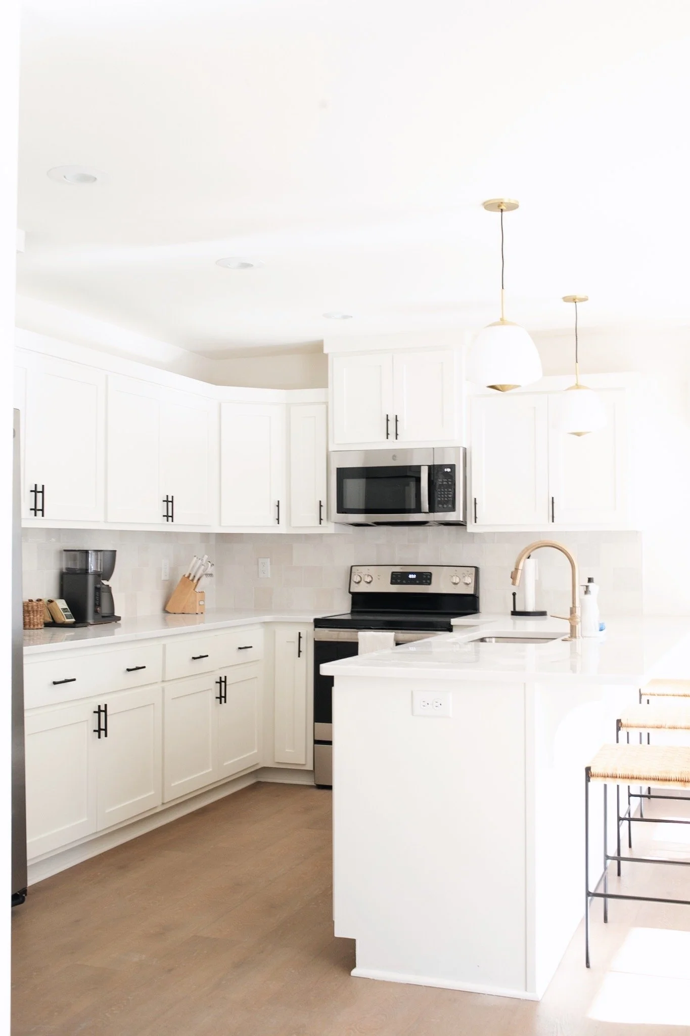 Apt - Kitchen 2.jpg