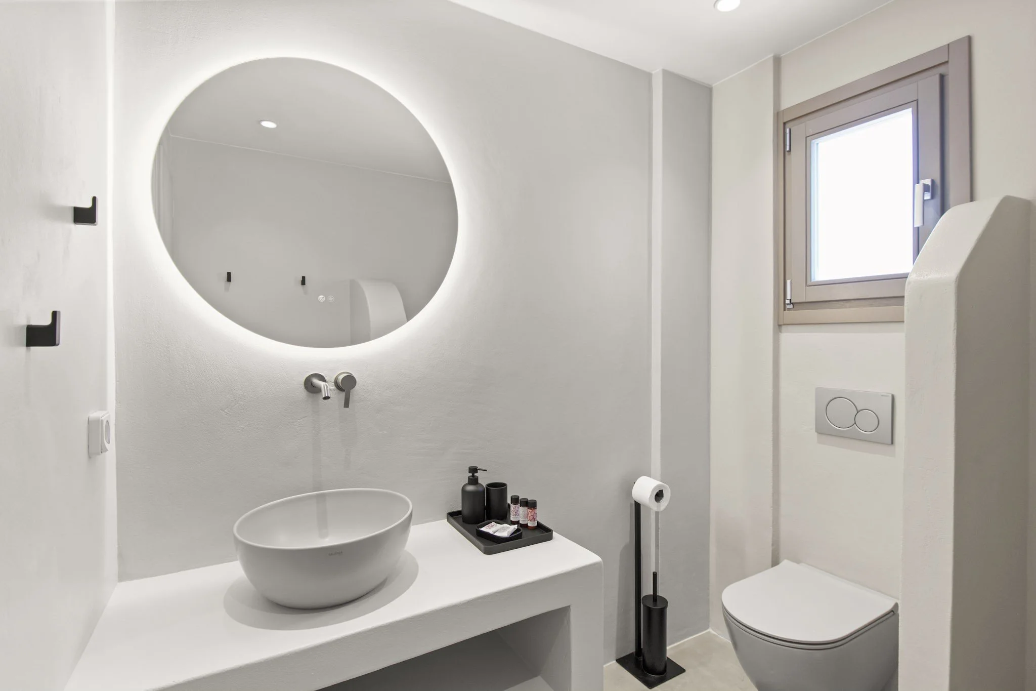 Bath_Bed 4_4 Bedroom House_1.1_upper floor.jpg