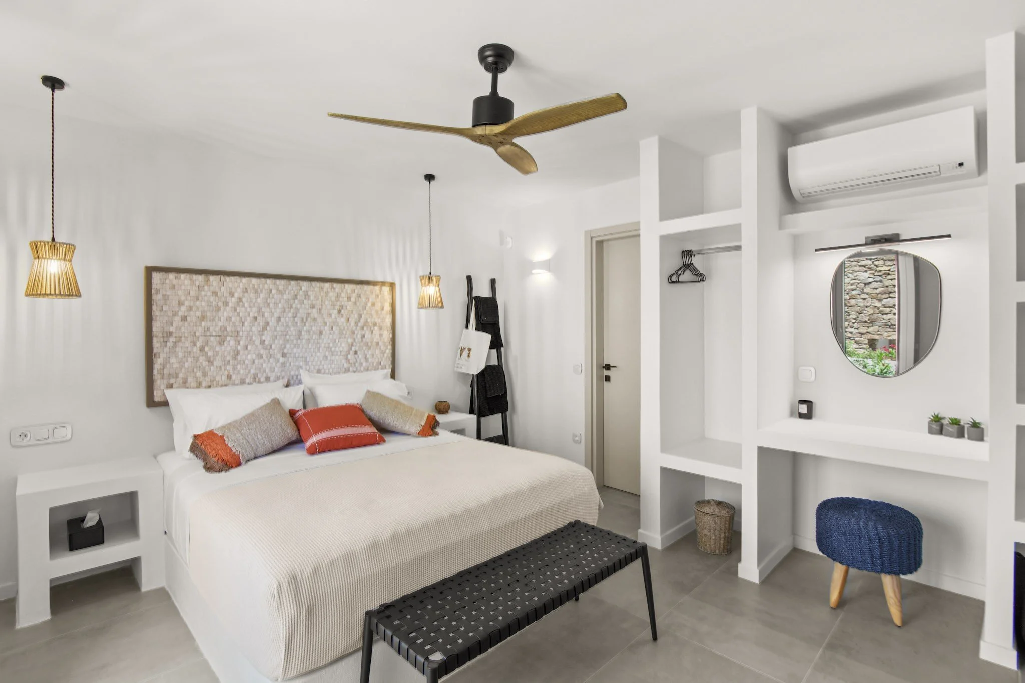 Bed 4_4 Bedroom House_1.2_upper floor.jpg