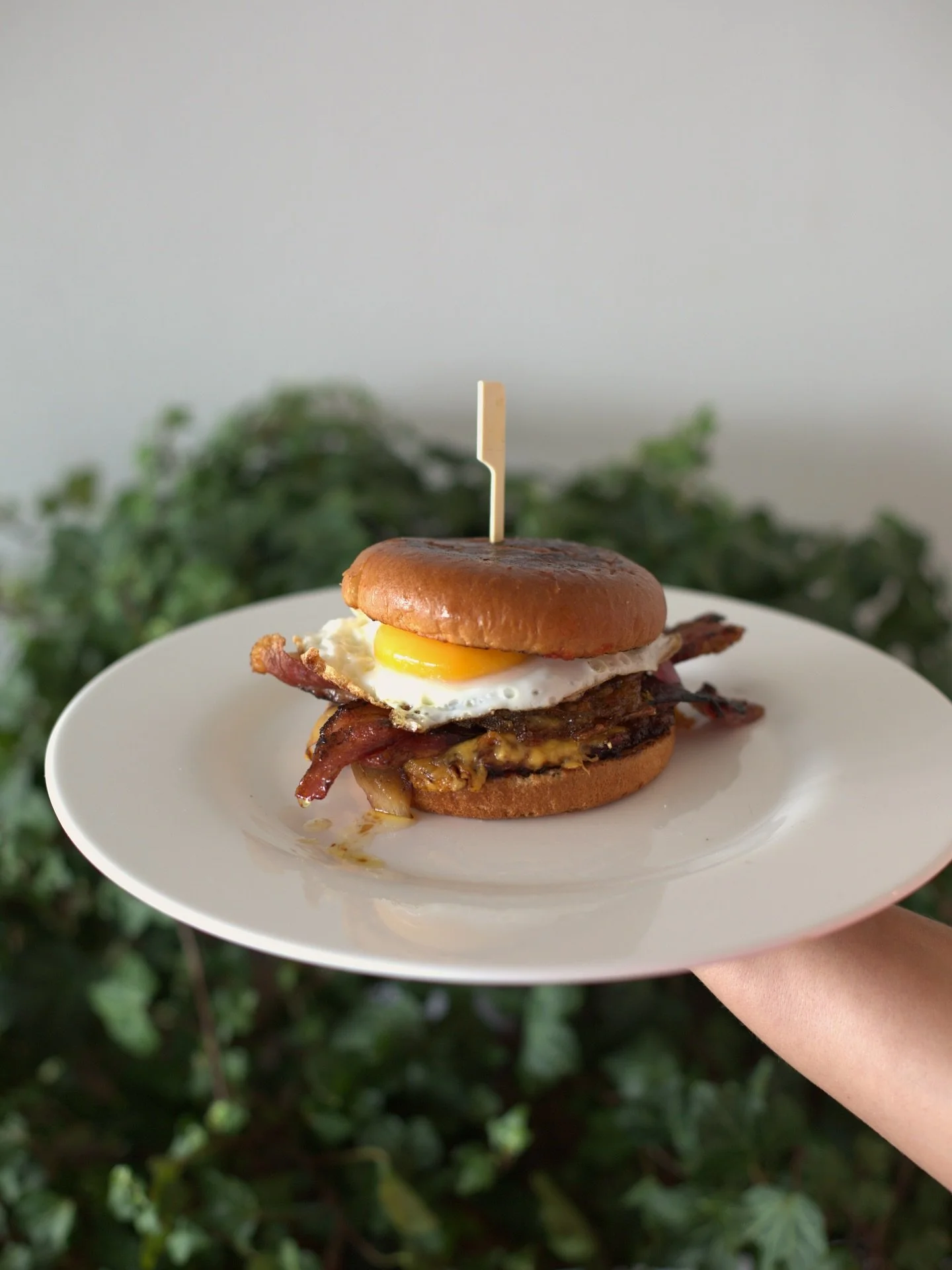 Is&auml;np&auml;iv&auml; l&auml;hestyy! 💙

Carusel on avoinna normaalisti klo 11&ndash;18.
Tarjolla on is&auml;np&auml;iv&auml;brunssia sek&auml; muita herkkuja vitriinist&auml;🍔🎂

Brunssille on en&auml;&auml; muutamia p&ouml;yti&auml; vapaanaa pi