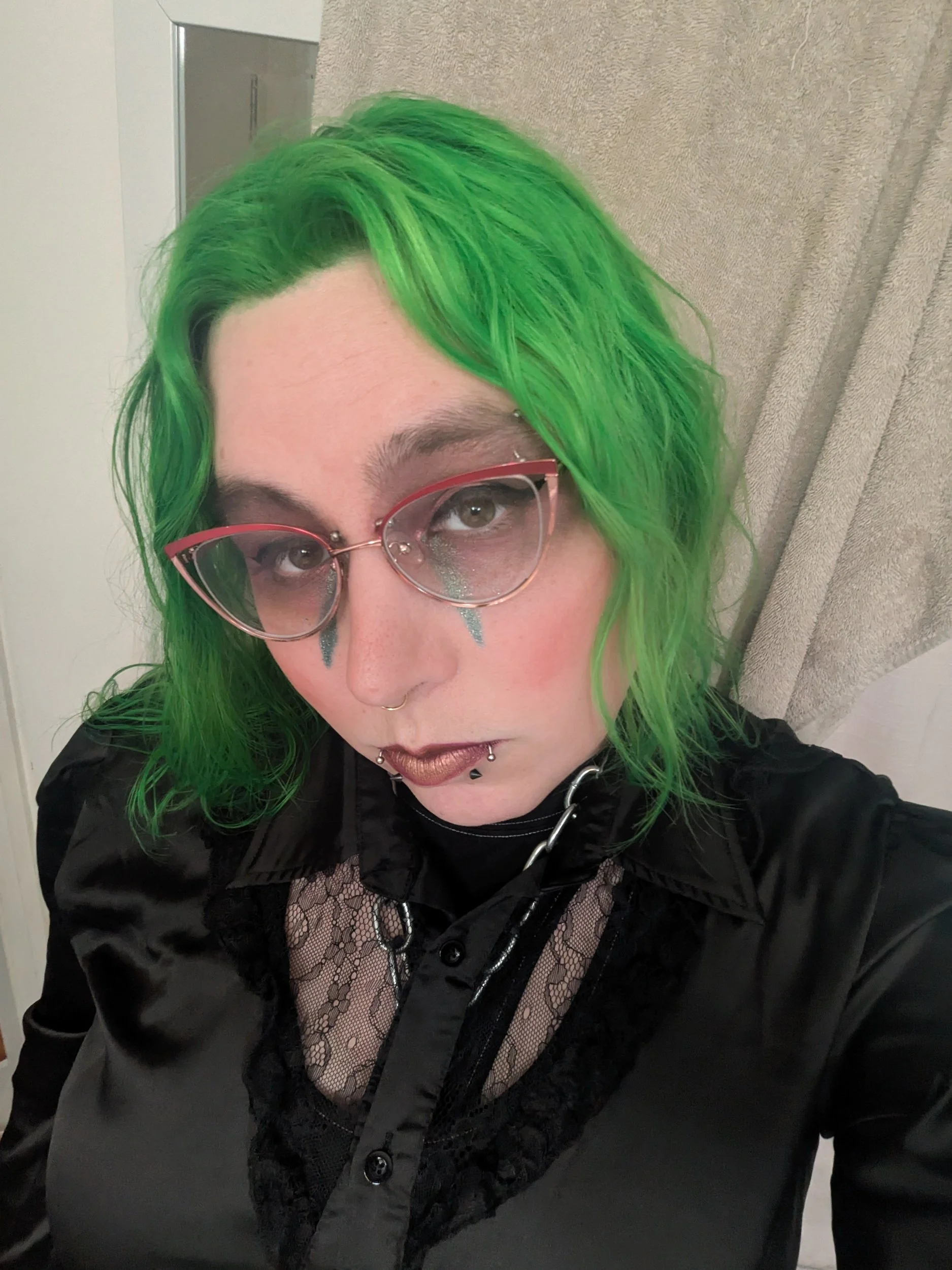 cannot believe anyone would bully someone who looks like this