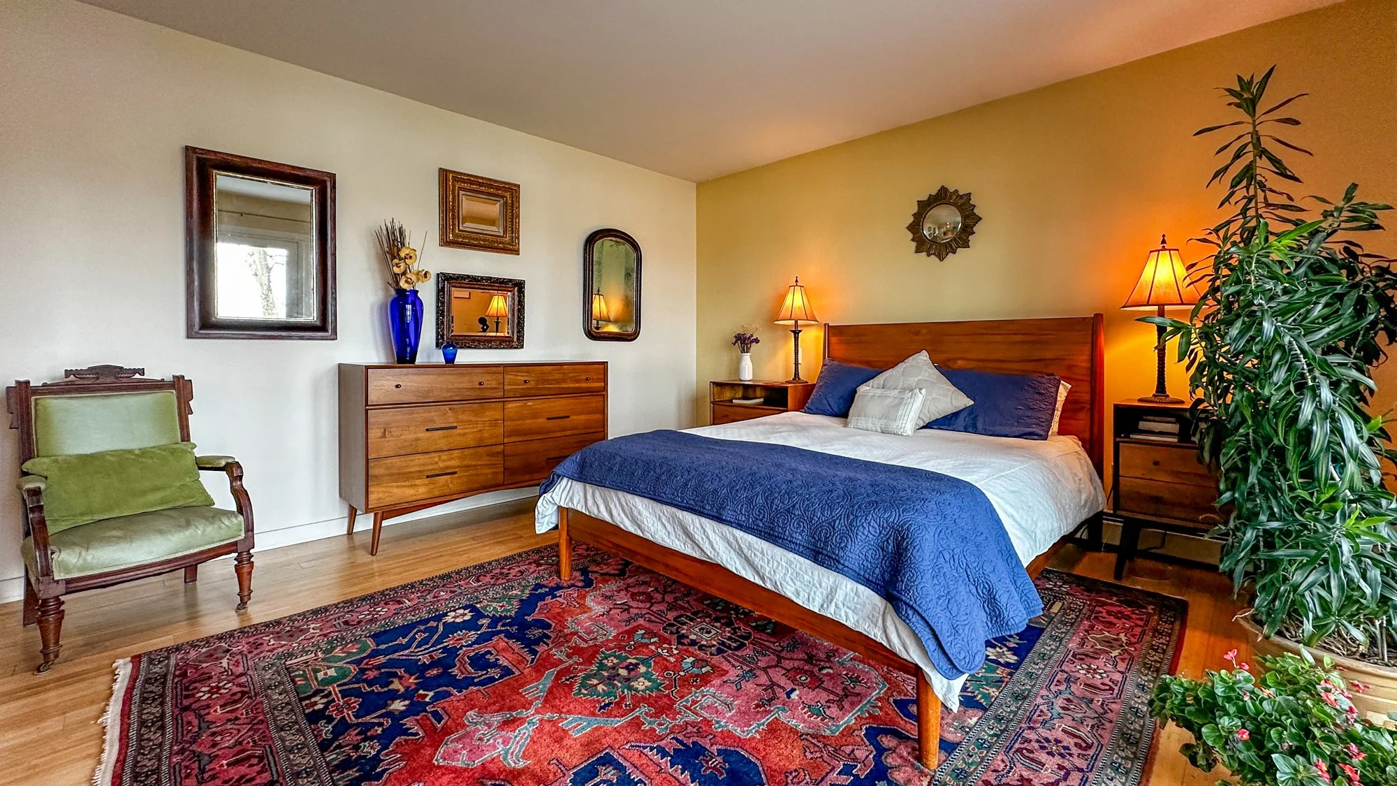 Primary Bedroom horizontal.jpg