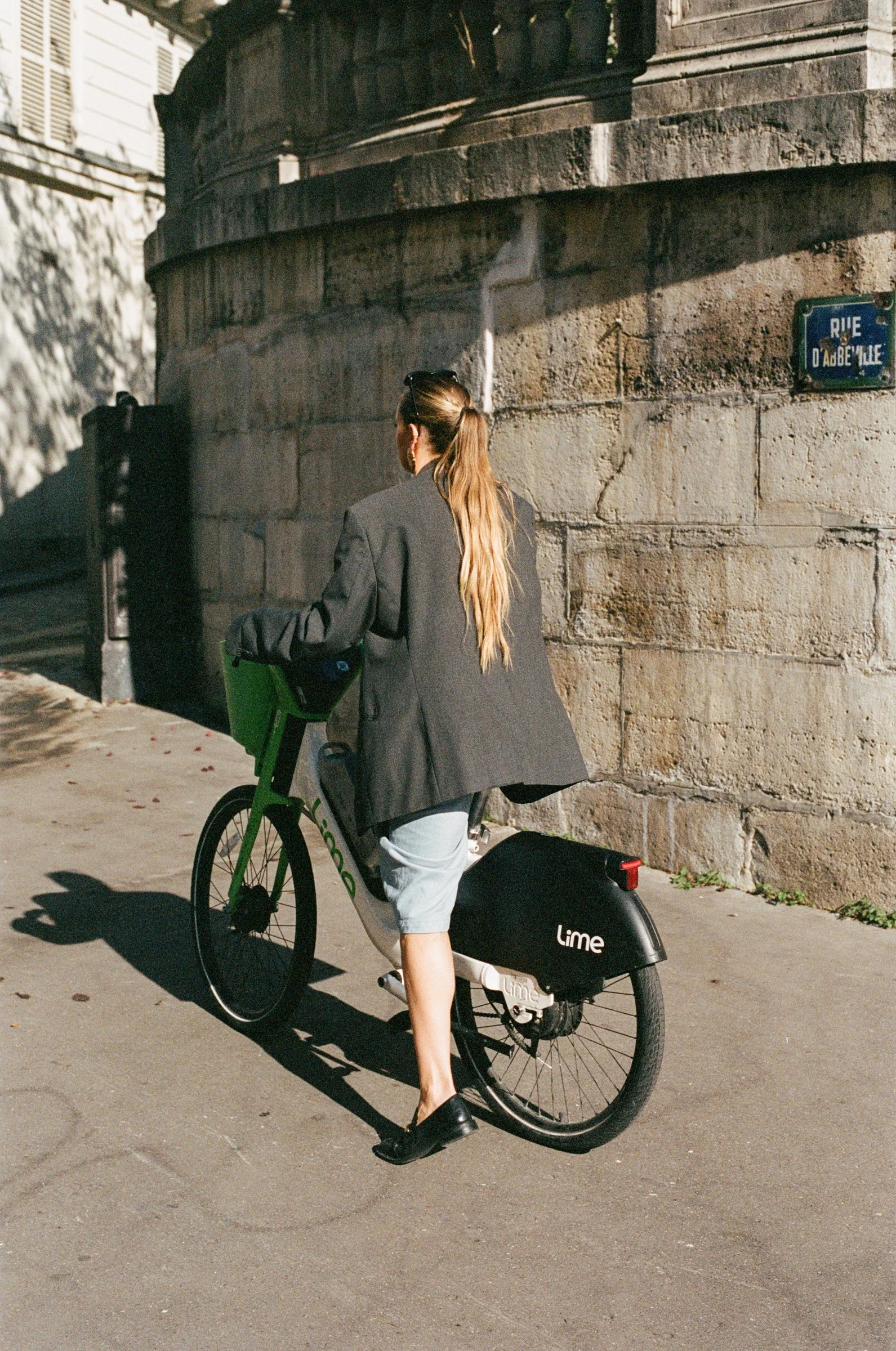 lizzyrollins-paris-2023-199.jpg