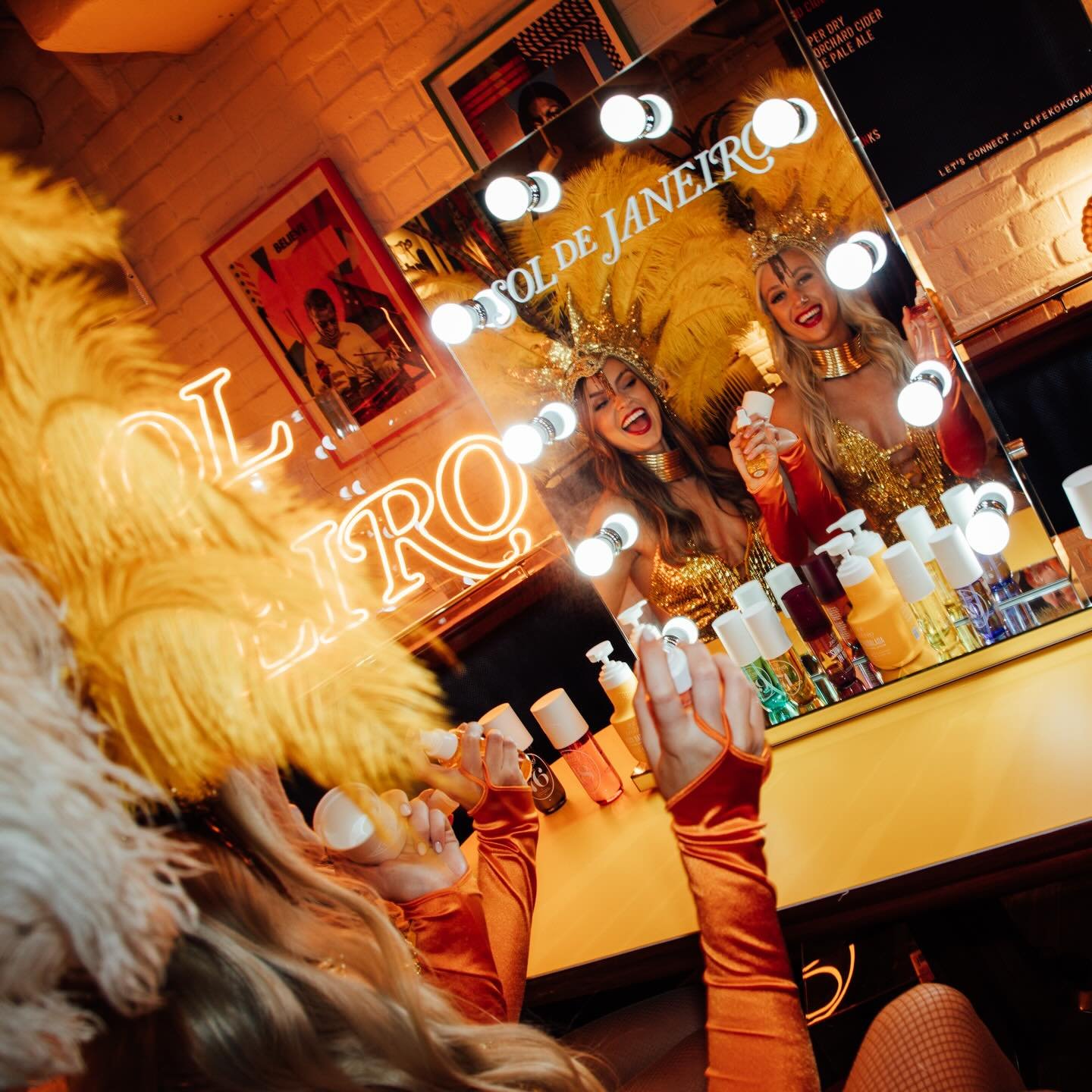 Earlier this month, Hunter Grace hosted London&rsquo;s top beauty editors and influencers at Cafe Koko to eat, drink, and dance the night away in celebration of &lsquo;The Holidays&rsquo; and another incredible year for Sol de Janeiro.

The night was