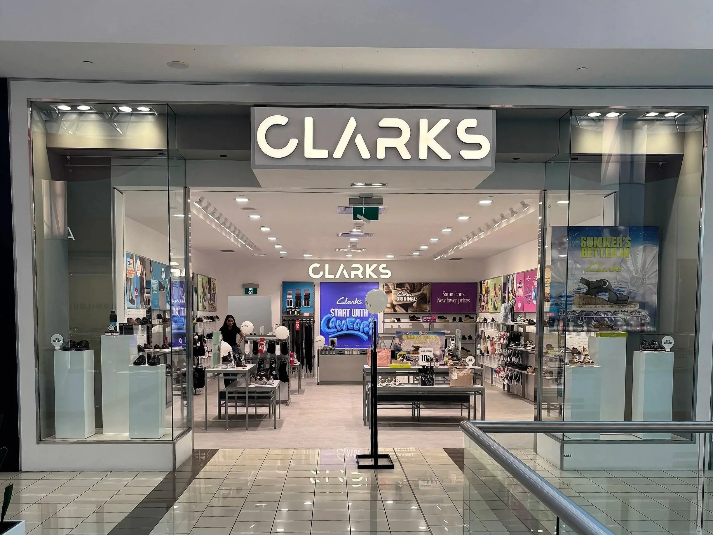 Guildford Town Centre - Surrey, BC (Interior Mall)