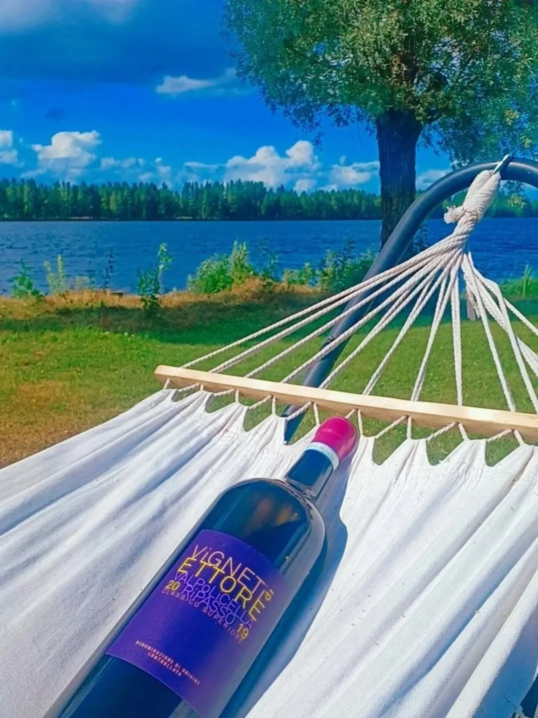 ‼️SOLD OUT‼️

Iloksemme viini tasting 14.8 on saavuttanut suuren suosion ja tilaisuus on loppuunmyyty.

Pysyk&auml;&auml; kuulolla, tapahtumia riitt&auml;&auml; viel&auml; Elokuulle.☀️