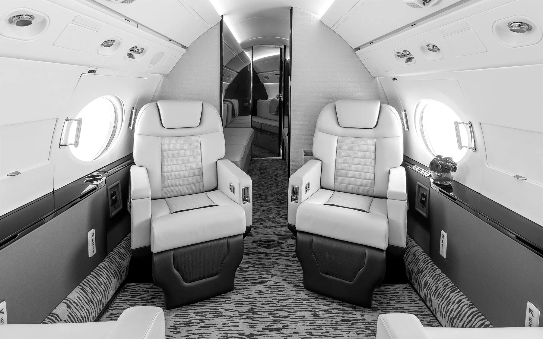 N808ME-G550-06.jpg