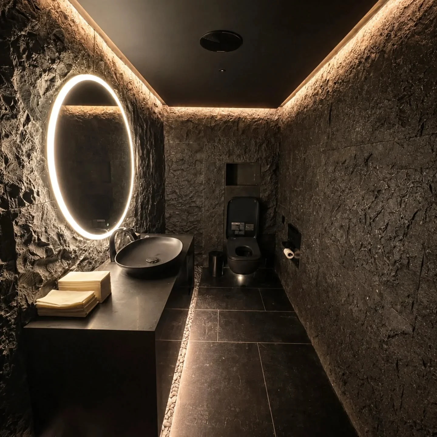 A few weeks ago we shared an early look at this space as it was coming together. Material samples, unfinished surfaces and render previews showing the direction of the final room.

This is the completed result.

Marble Collective worked alongside @sq