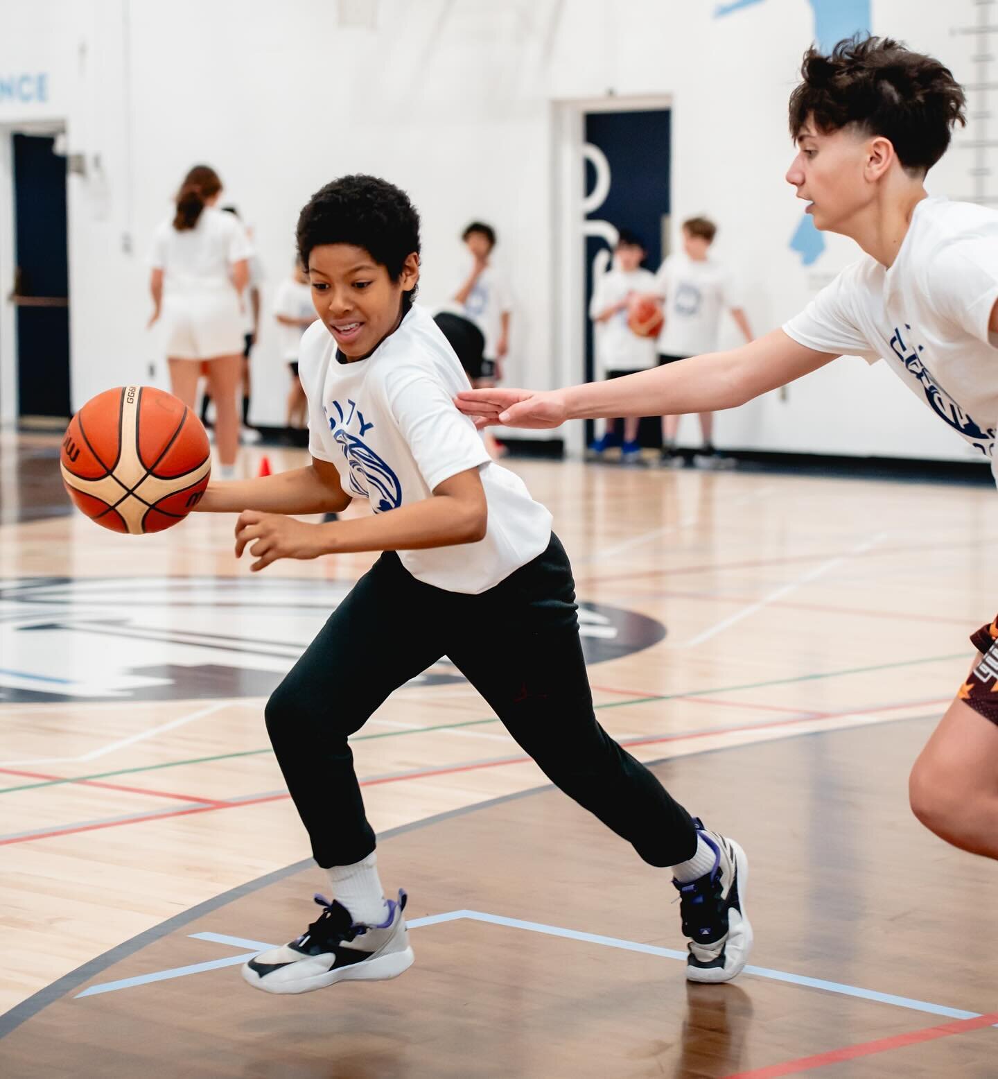 Pics from March Break Camp!

Can&rsquo;t wait for Summer Camps&hellip; but until then check out our weekly sessions to keep your skills on point.

📸: @imjayshots 

#CityHoops #Basketball #Toronto #Youth #Camps