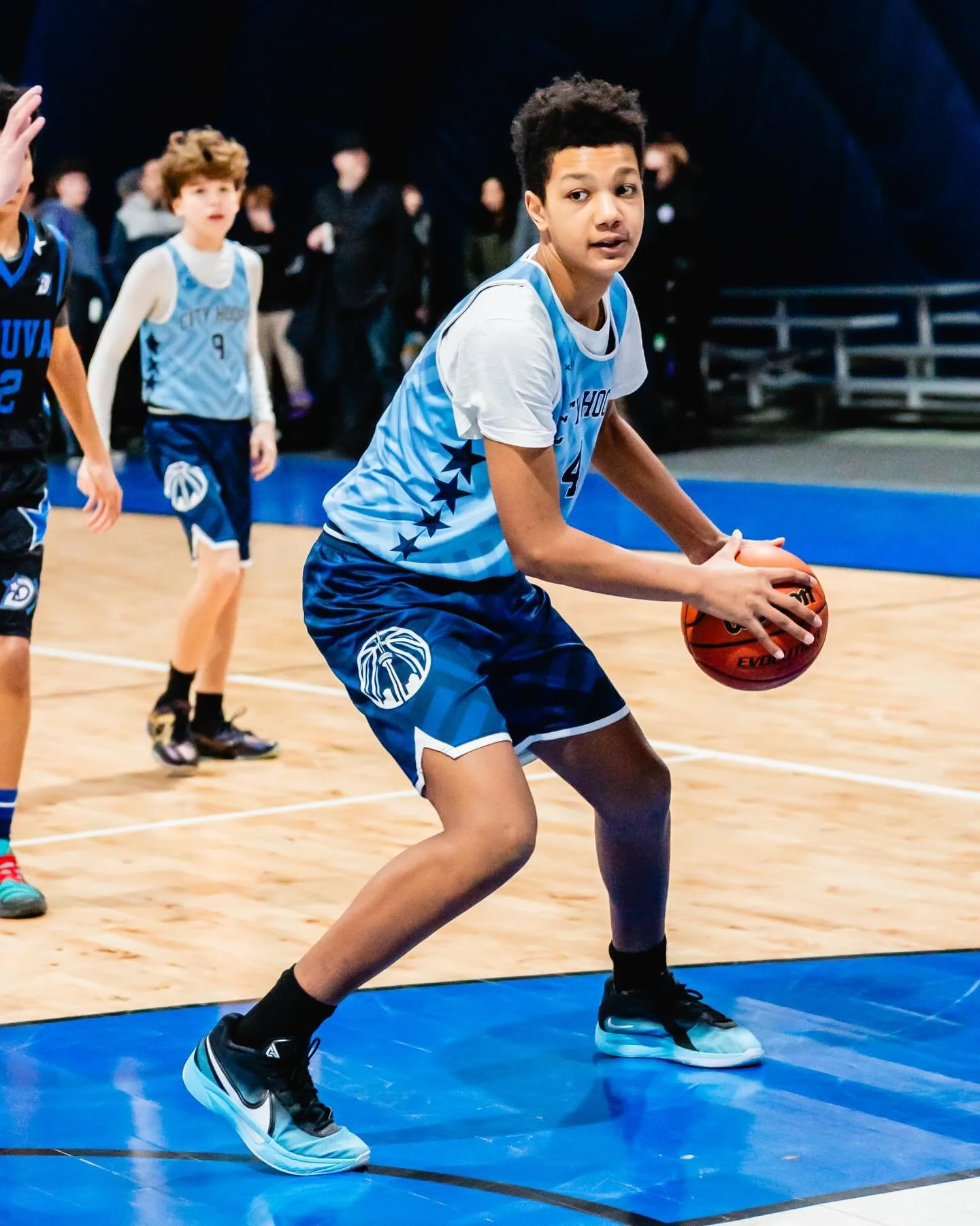 Our U14 boys in action at the last Coalition League Session

📸: @jayshotsmedia 

#Toronto #Basketball