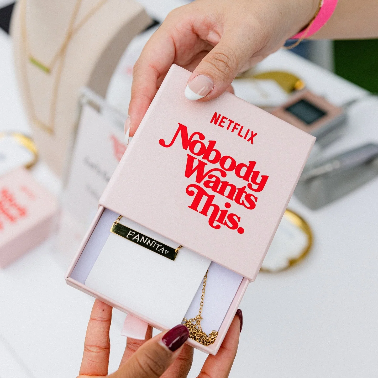 1100 attendees, 6 calligraphers, 4 assistants, 857 engraved necklaces, one heck of a time! 

The team at @netflix threw together the most epic block party for the premier of @nobodywantsthisofficial&rsquo;s second season this weekend! From personaliz