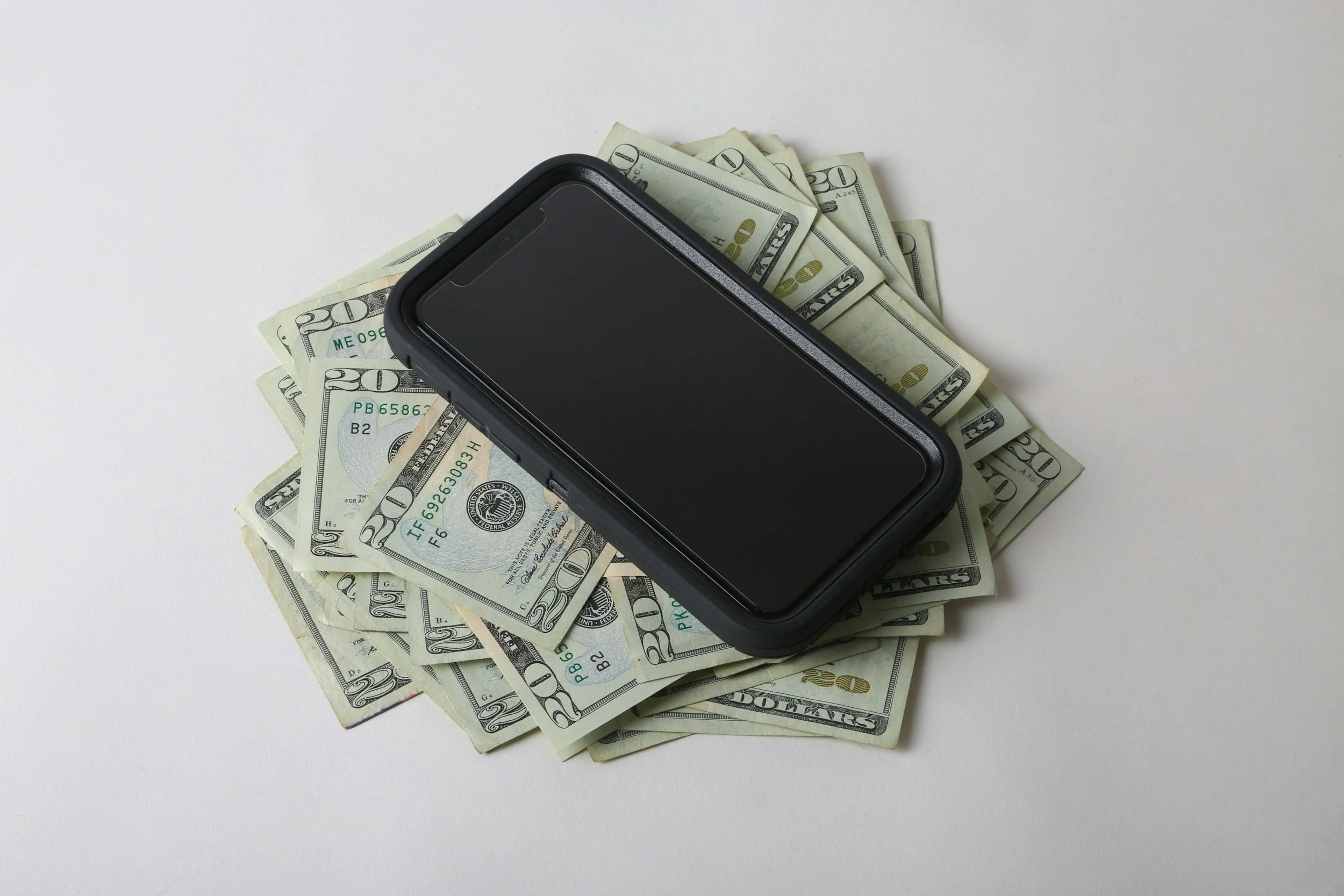 The Micro‑Economics of Teen Group Chats: How Your Friend Circle Quietly Shapes Your Money Habits