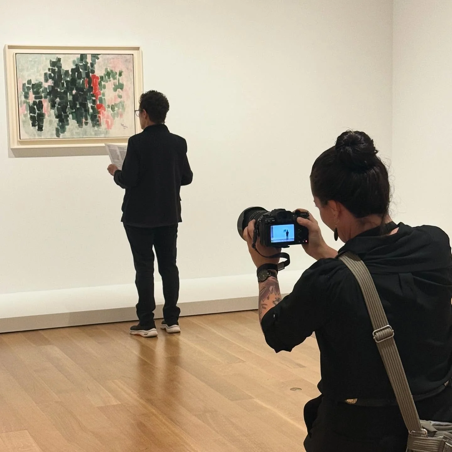 We are still buzzing from the dreamiest opening night at the Pulitzer. ✨ Hundreds of visitors turned out to experience the two exhibitions in collaboration with Jennie C. Jones now on view. 

A Line When Broken Begins Again (the artist&rsquo;s site-s