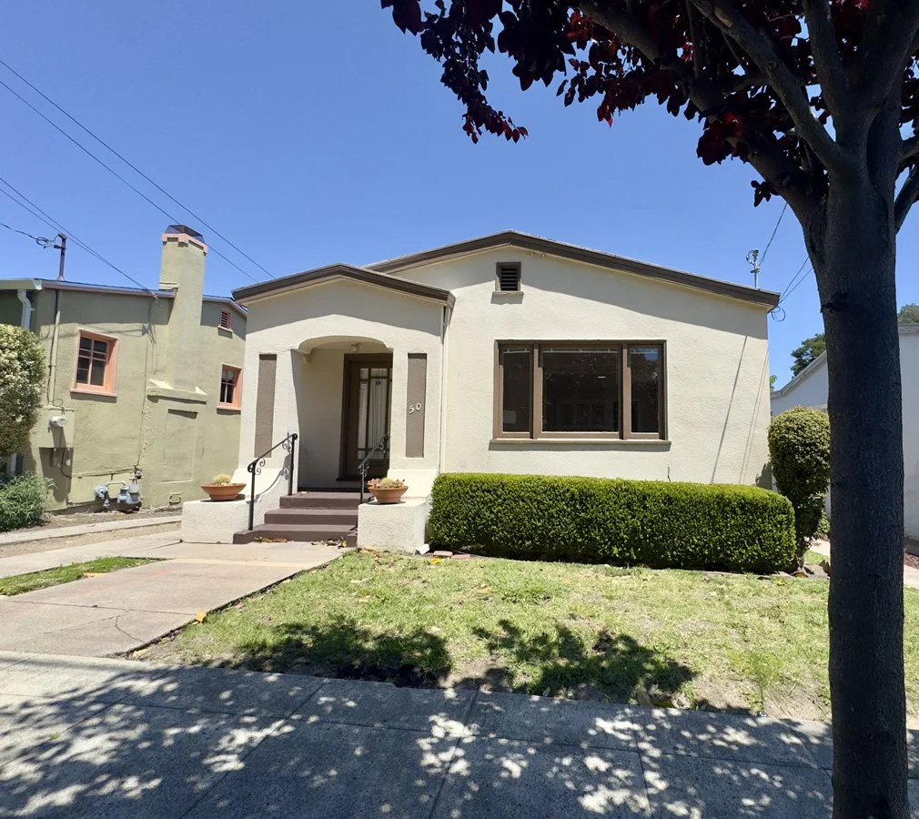 50 Olive Avenue, Piedmont 3/1, ~1,250 SF House Available NOW! $5,000/ Month 