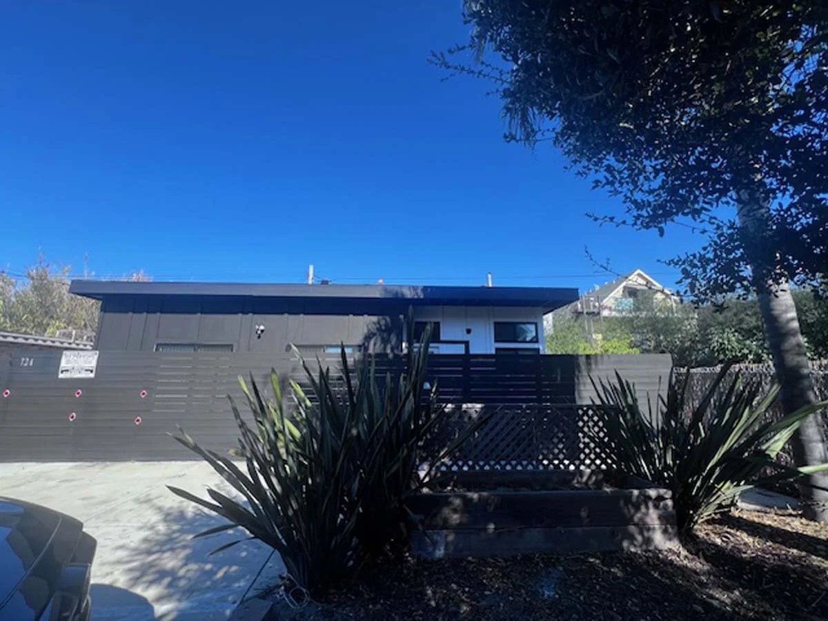 724 37th Street, ADU Oakland 3/2 House! ~650 SF 1 Off Street parking space, Laundry Hook Ups Available Now! $2,595/ Month 