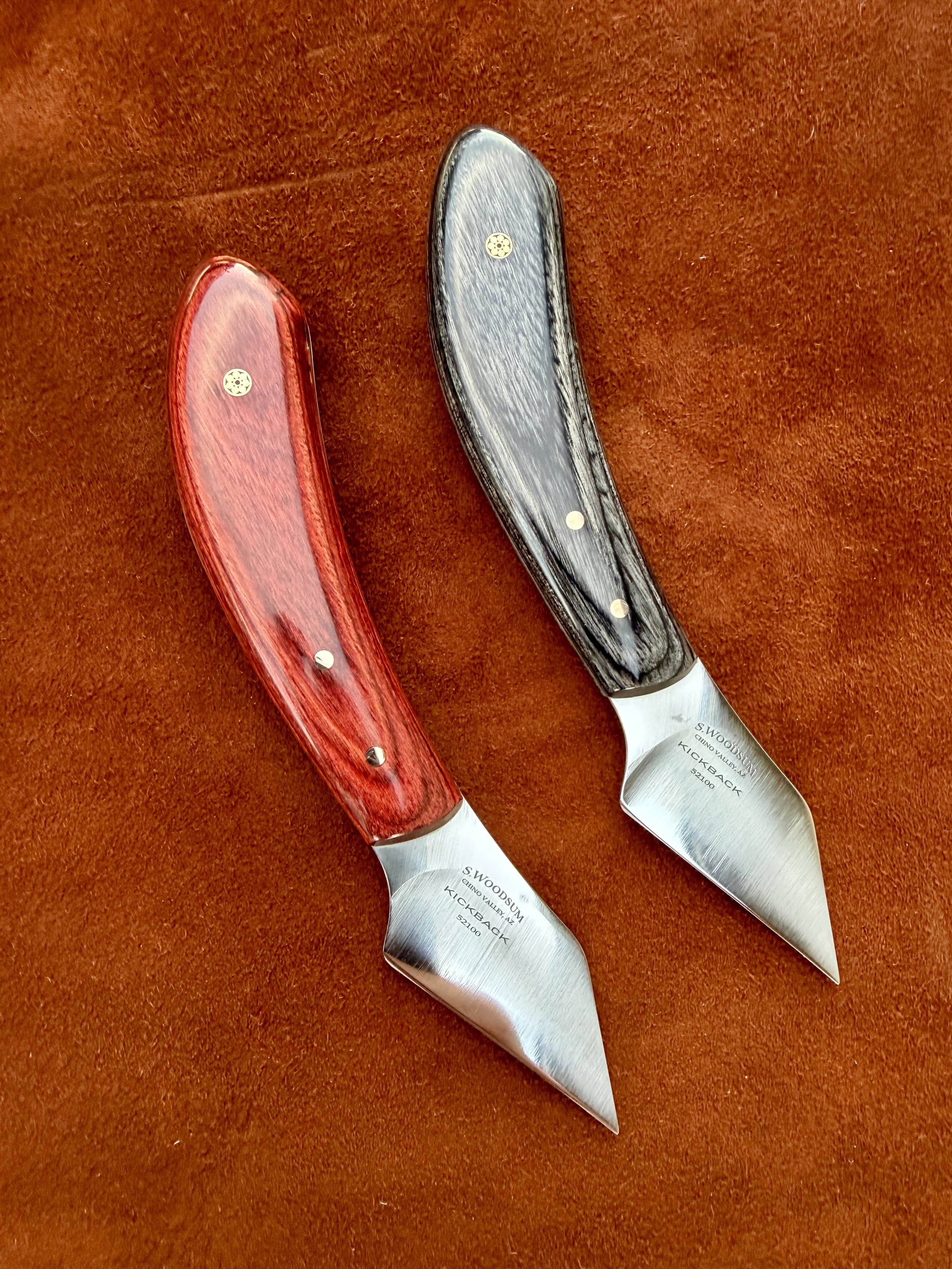 Kick Back Straight Blade Knife