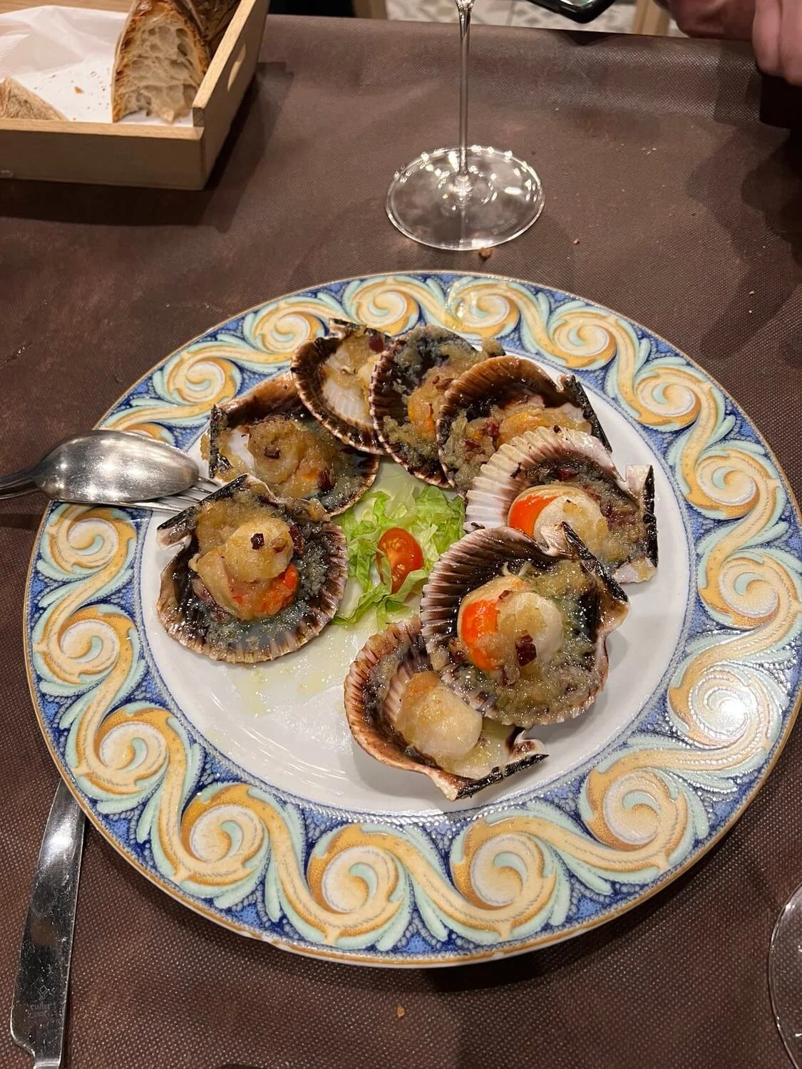 o-secreto-taberno-queen-scallops.jpeg