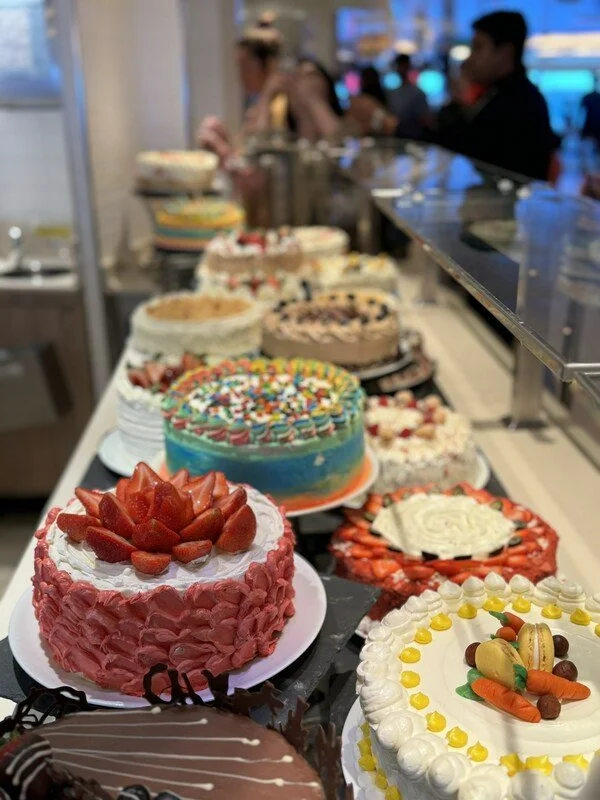 Holland Ameria Line’s 'Cake Me Away' Dessert Extravaganza
