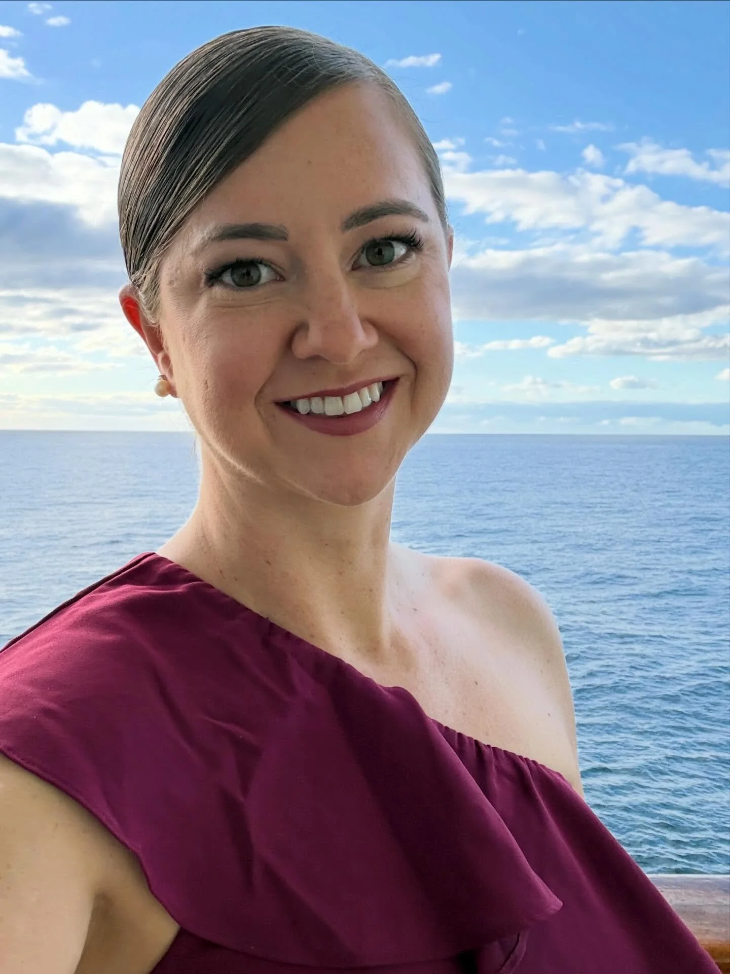 Today was a full-on sea day aboard Celebrity Reflection, and it was the perfect mix of learning, relaxing, and a little late-night fun!

I kicked things off the best way possible with room service breakfast delivered right to the stateroom. Nothing b