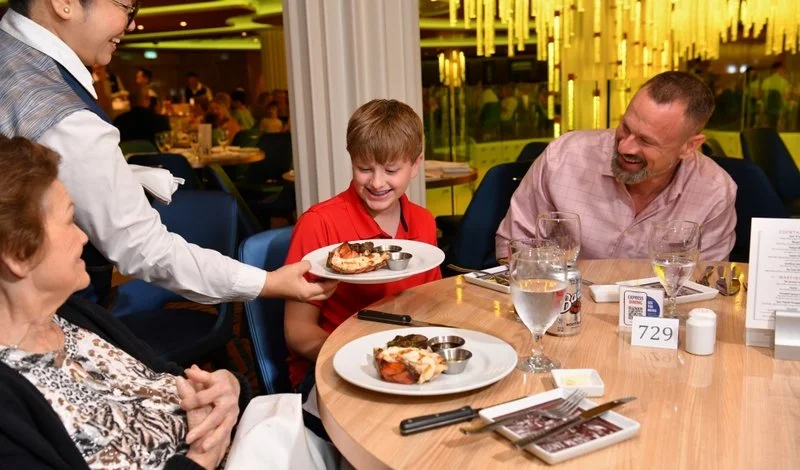 Carnival Cruise Line Rolls Out Express Dining