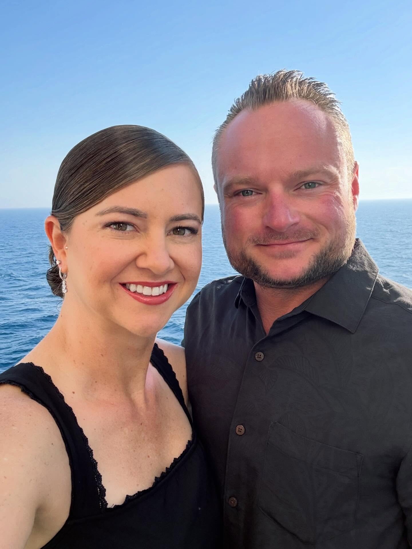 Today was our first sea day aboard the beautiful Enchanted Princess, and it was the definition of relaxation. 💙

We started the day the best way possible&hellip; sleeping in with absolutely no alarms!!

Once we finally made our way out of our stater