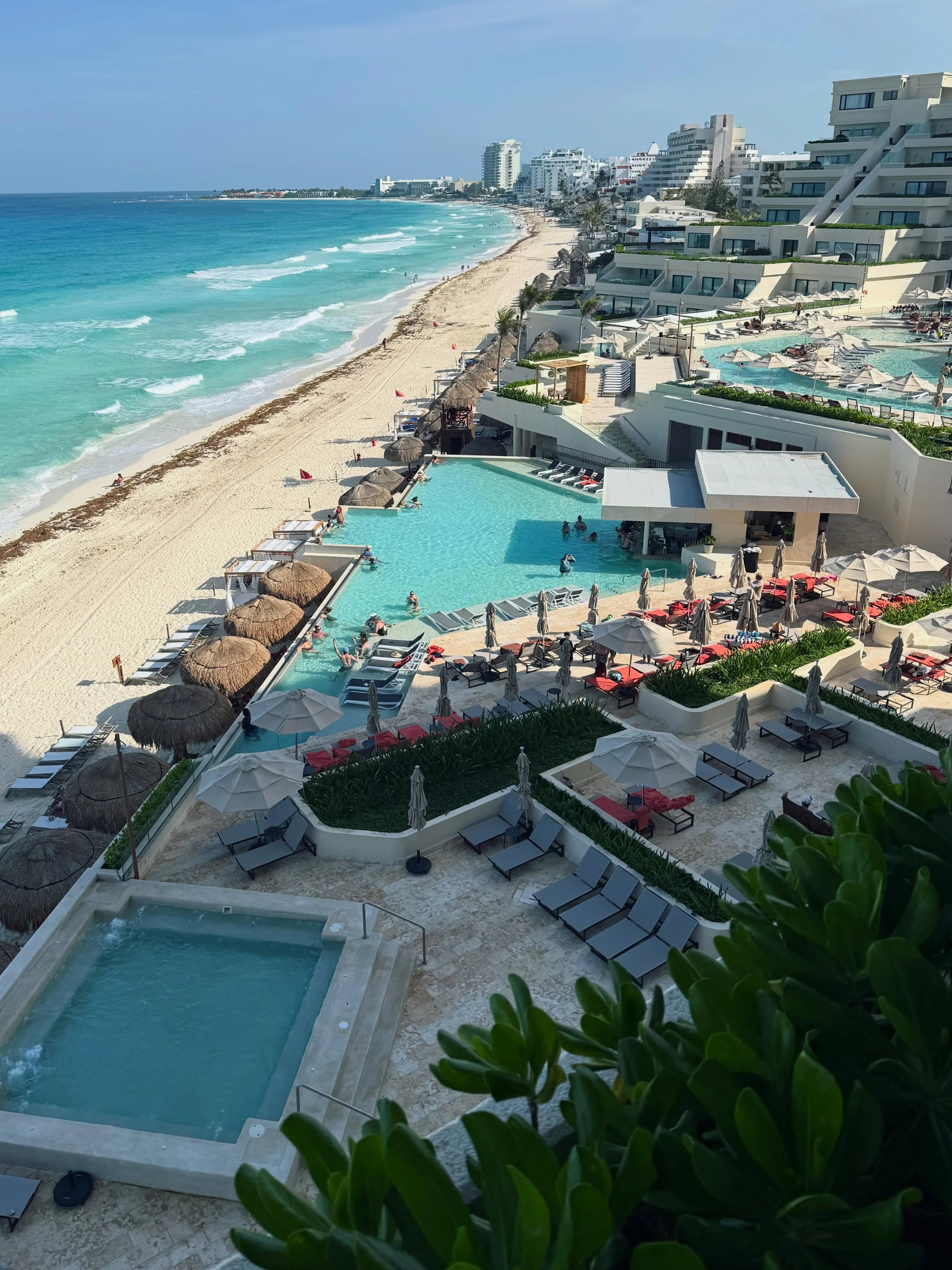 We wrapped up the ALGV Pros on the Go Cancun FAM with our final resort tour at Secrets Maribel, and it was a great way to end several days of exploring some of Cancun&rsquo;s popular all-inclusive resorts! 🏖️ 🌺

Originally operating under a differe
