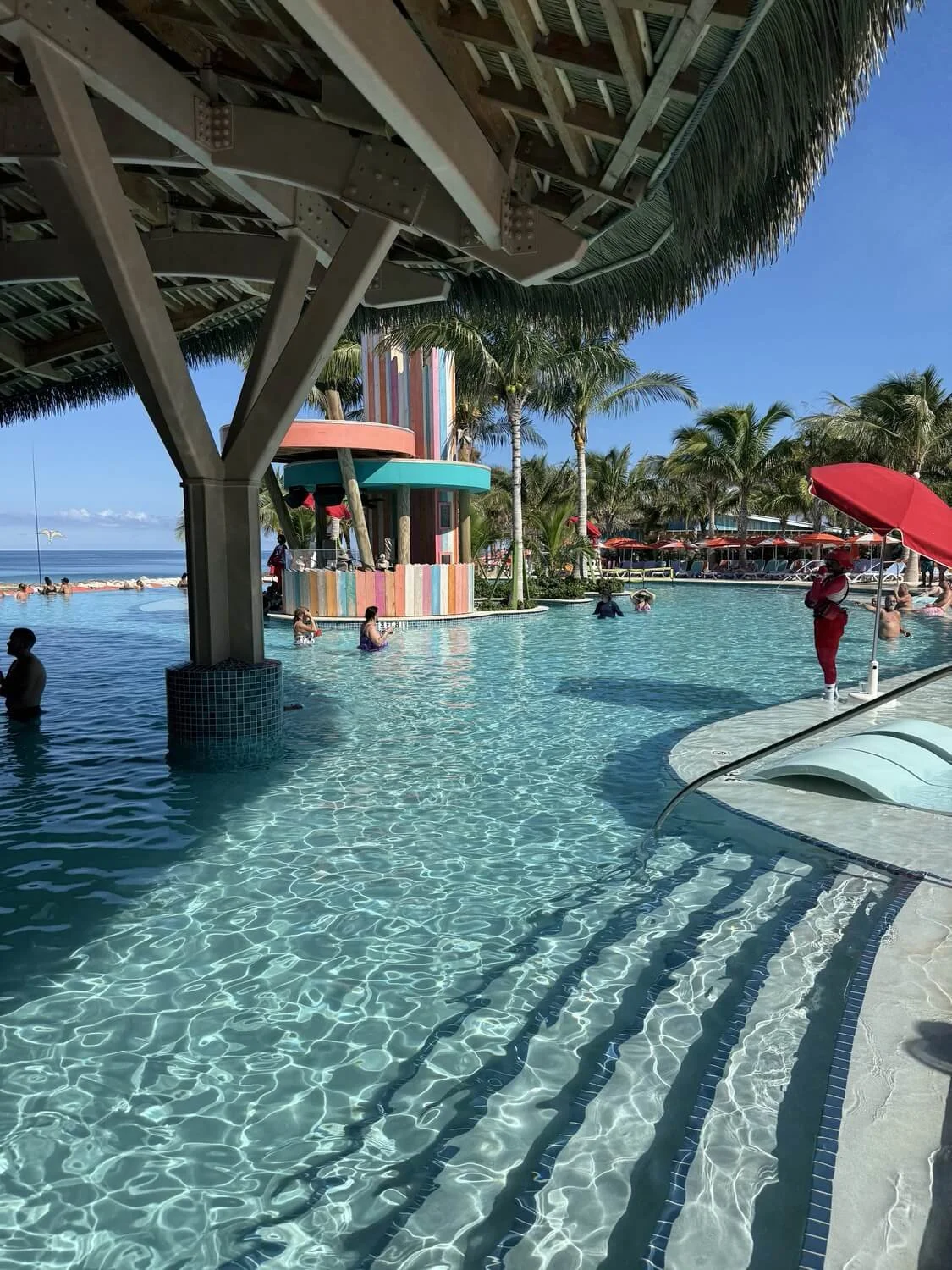 cococay-hideaway-pool.jpeg