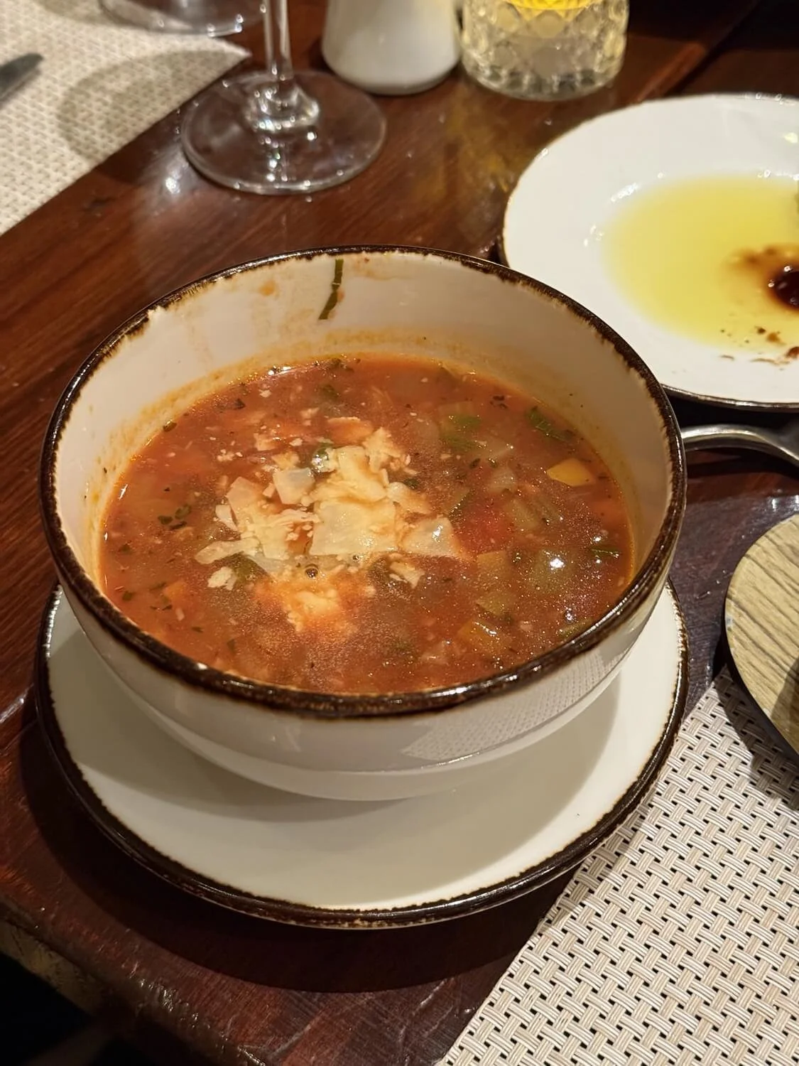 giovannis-minestrone-independence.jpeg