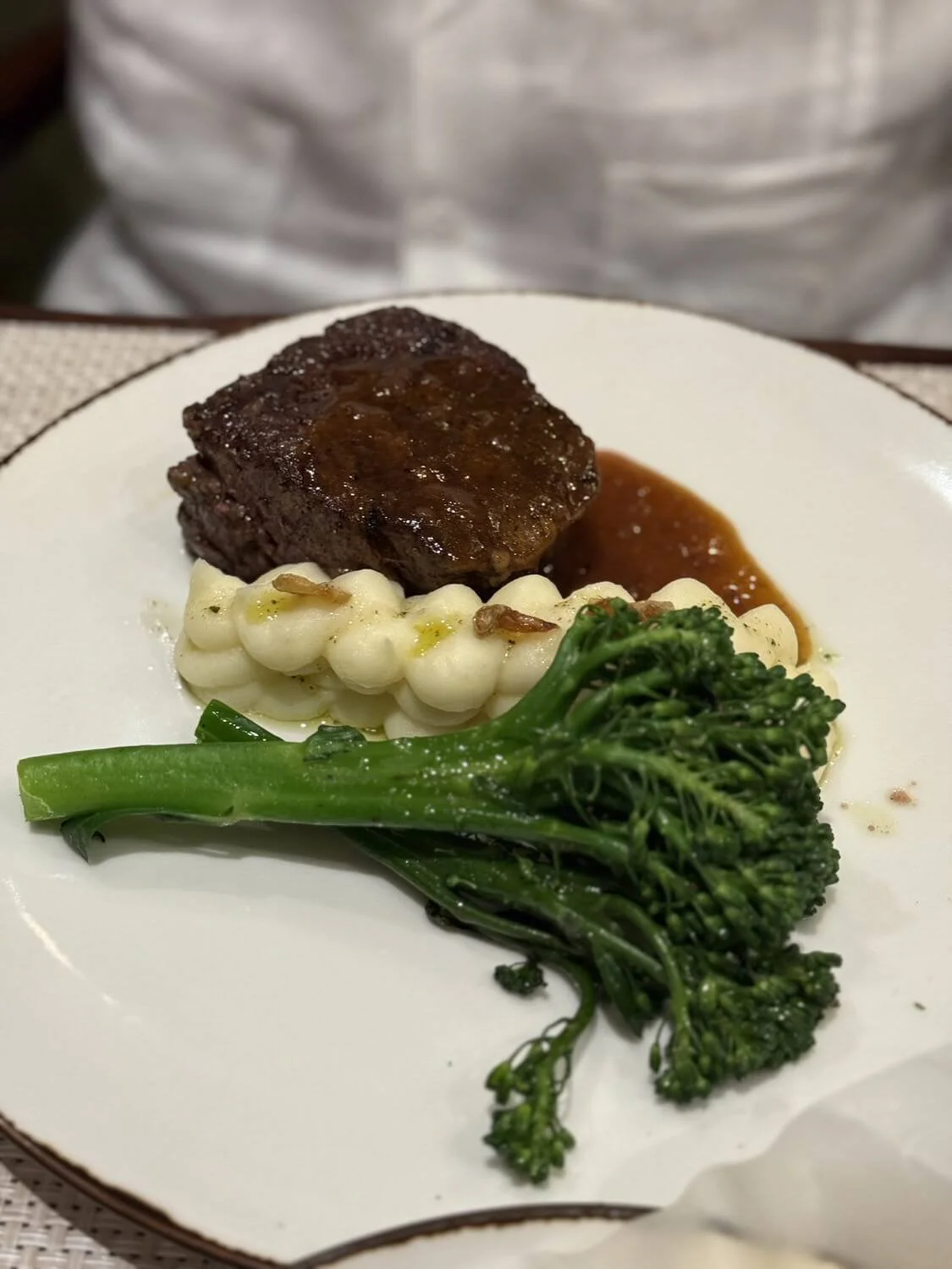 giovannis-seared-filet-mignon-independence.jpeg