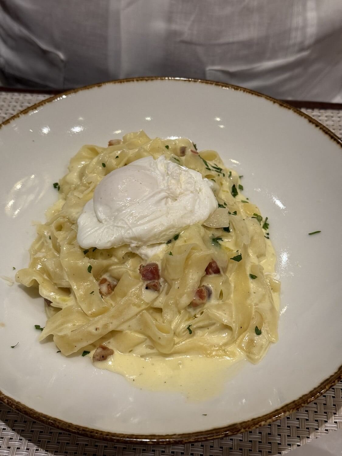 giovannis-tagliatelle-carbonara-independence.jpeg
