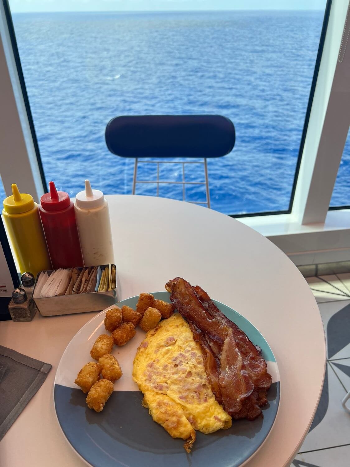 galley-breakfast-scarlet-lady.jpeg
