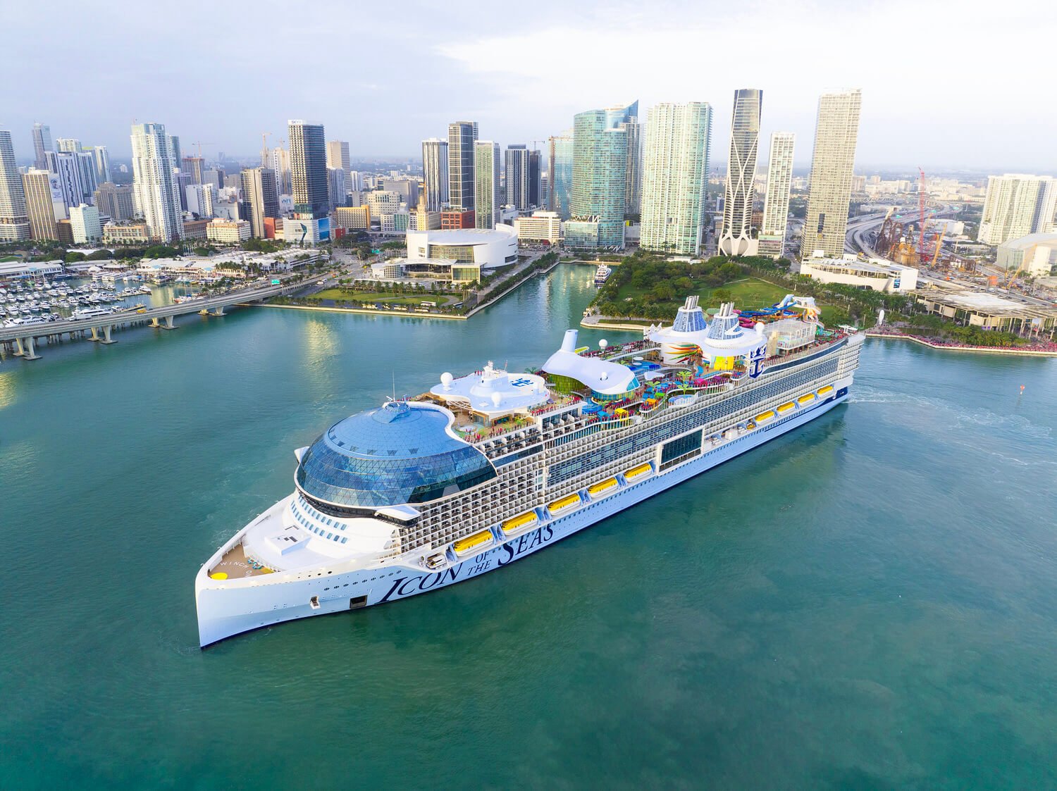 Icon of the Seas Arrives in Miami for the First Time — The Cruisin ...