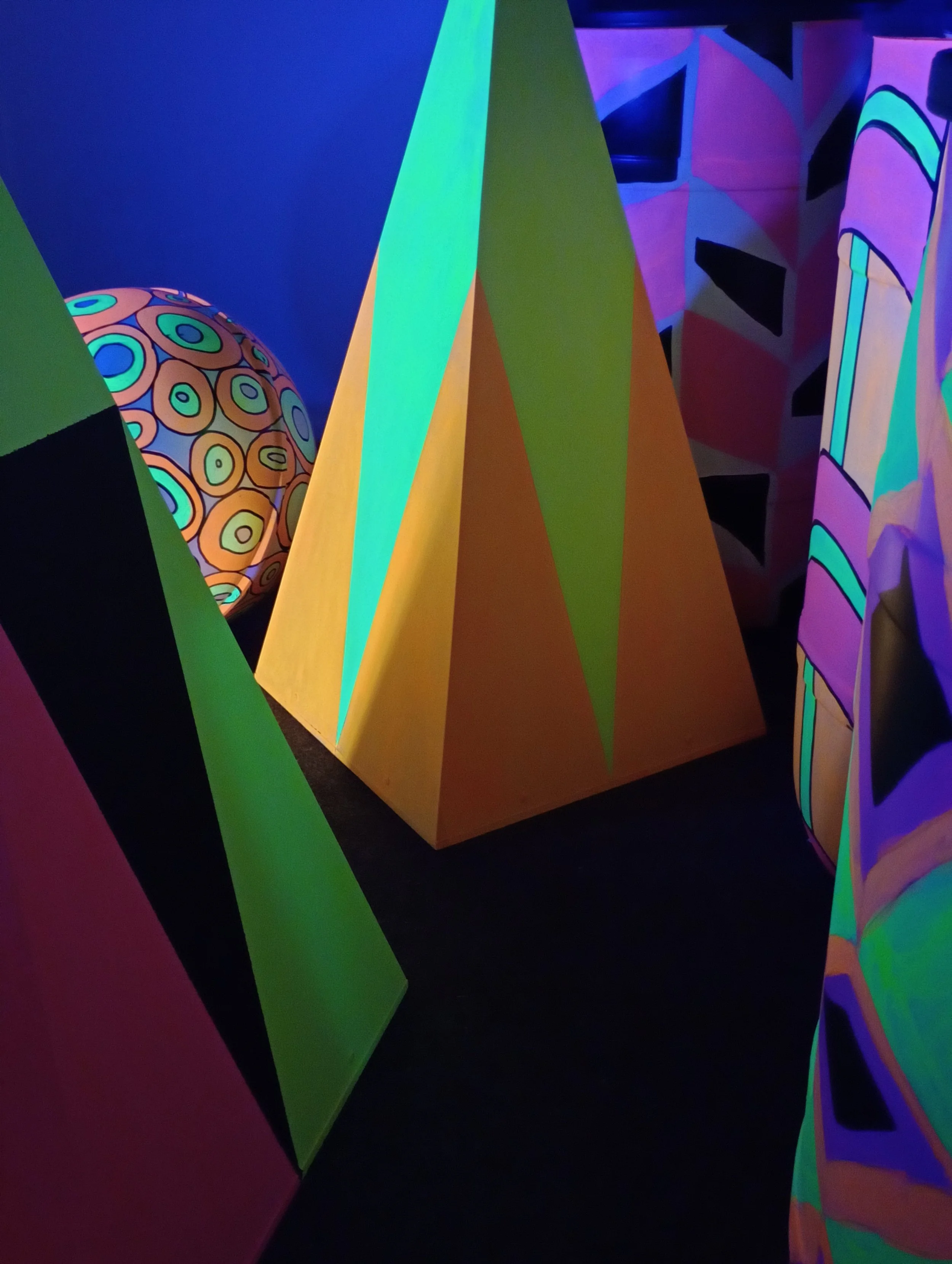 Tania Akehurst Illuminated Geometry 5.jpg