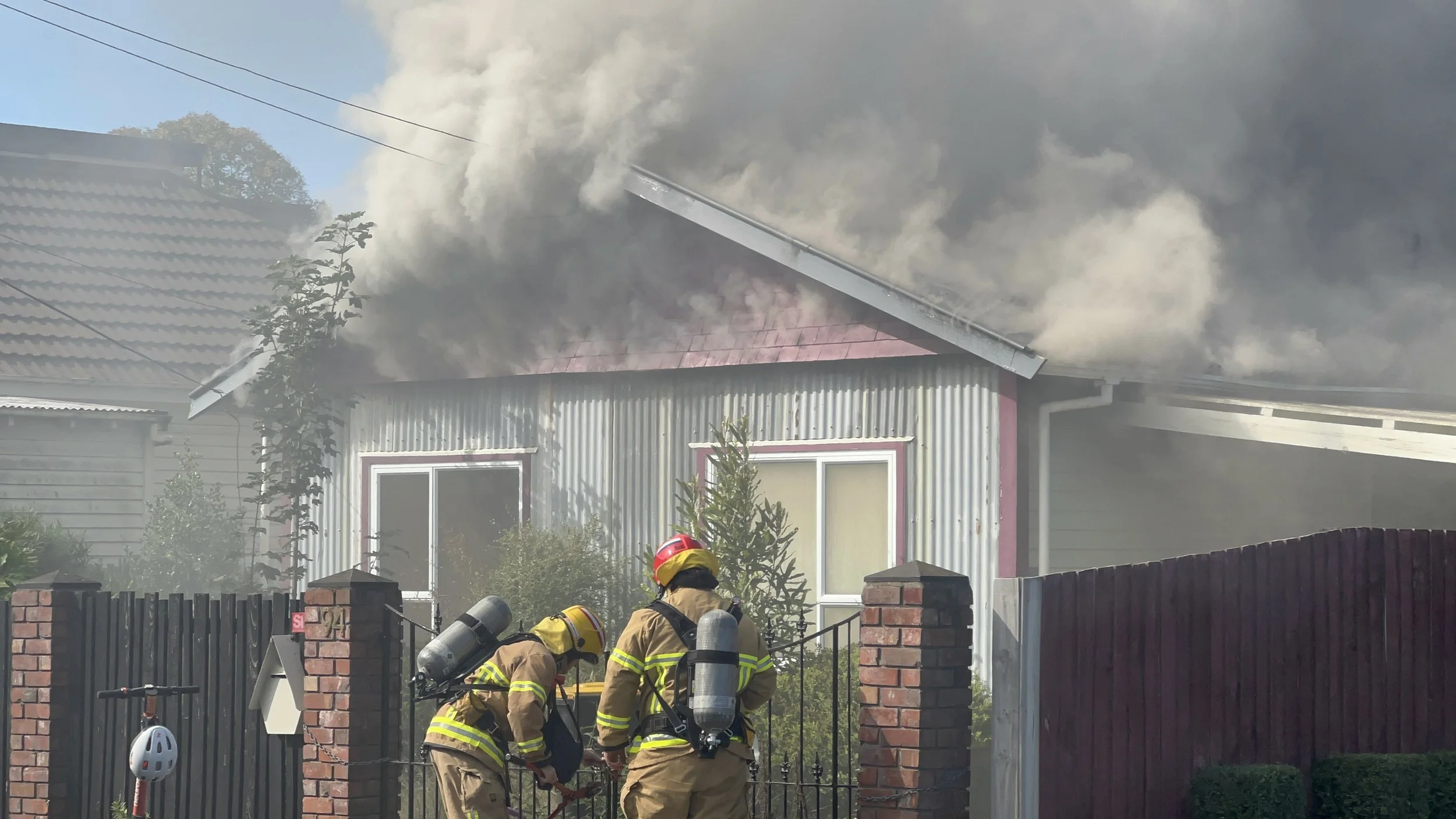 BREAKING: Multiple crews at house fire in Richmond - Chris Lynch Media