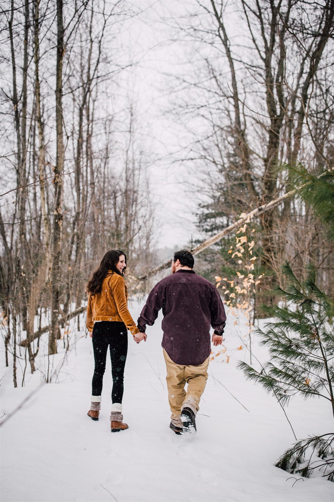 Carlie-and-Joe-Engagement-Pictures-Winter-2020-24.jpg