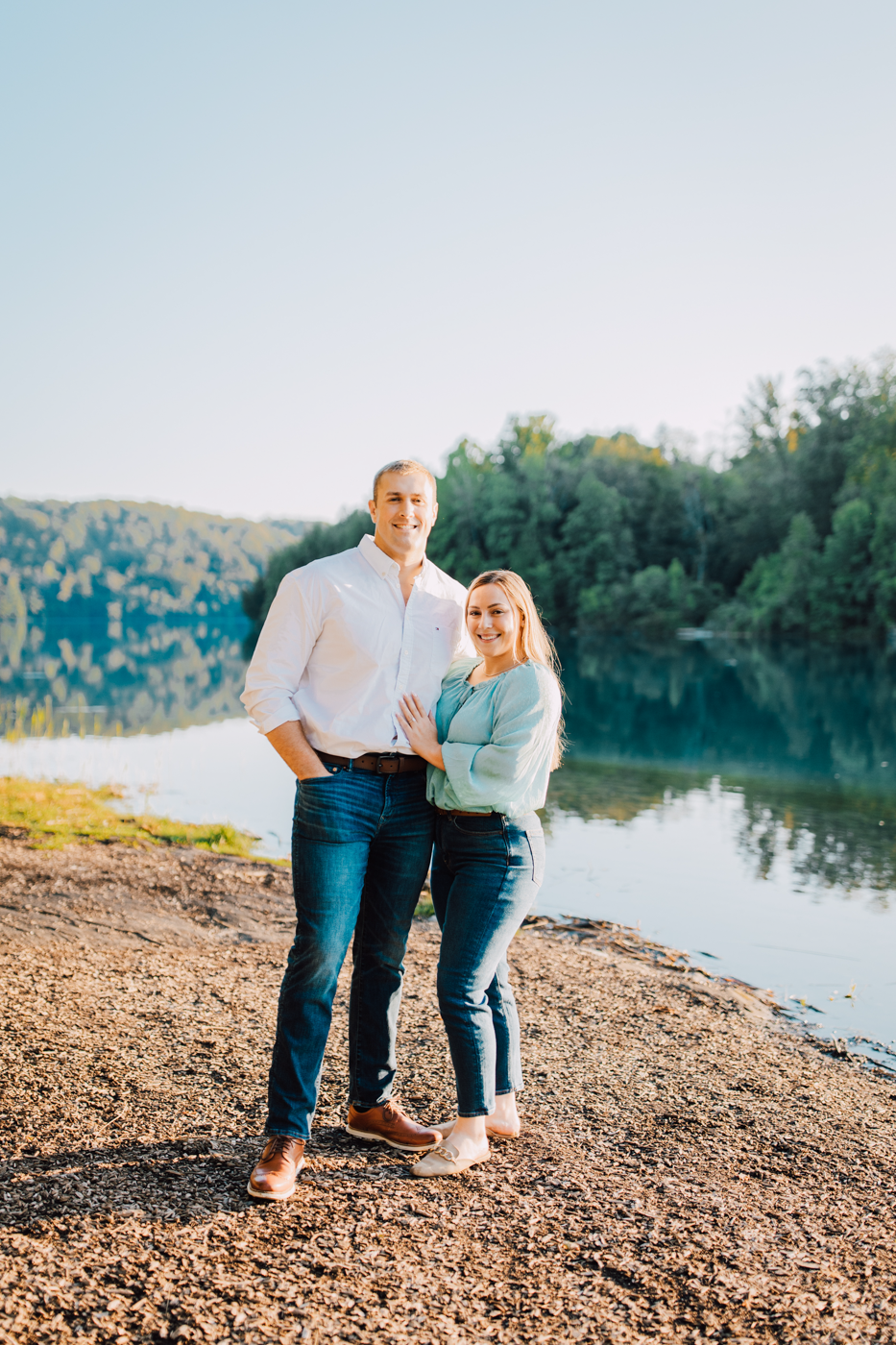 Hailey-Ben-Funny-Engagement-Photos-Green-Lakes-State-Park-001.png