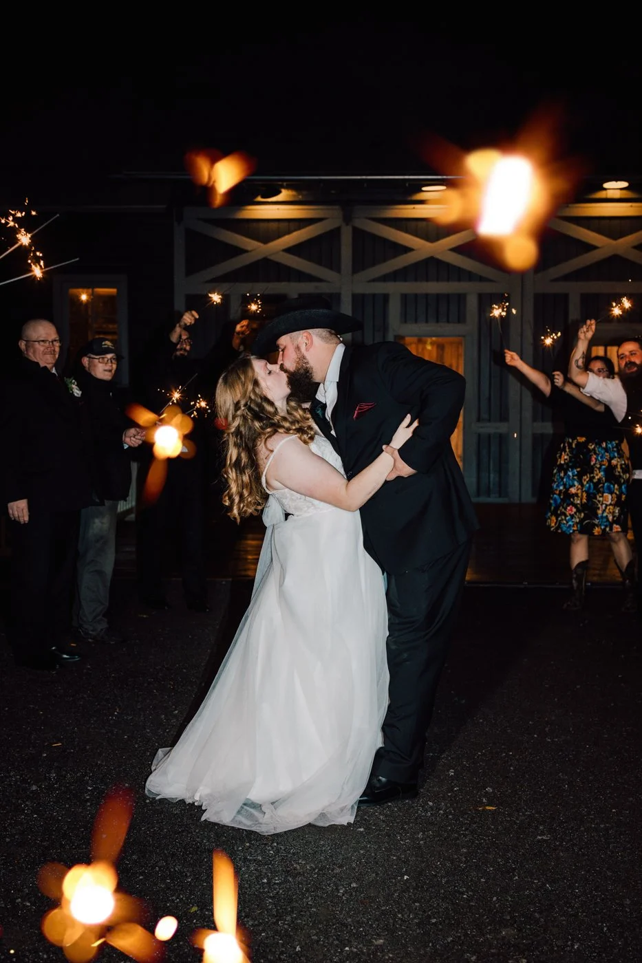Kate-Corey-Barn-Wedding-Curtis-Manor-049.jpg