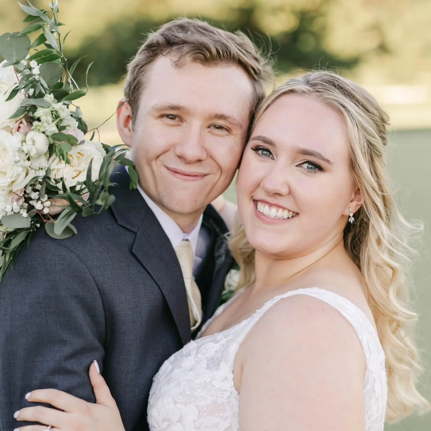 Captured by: @taylorwebsterphotography 
Venue: @pineybranchweddings 
Videography: @kandaphotoandvideo

Makeup by Sarah
Hair by Kristen 
#idoglamcrewsarah