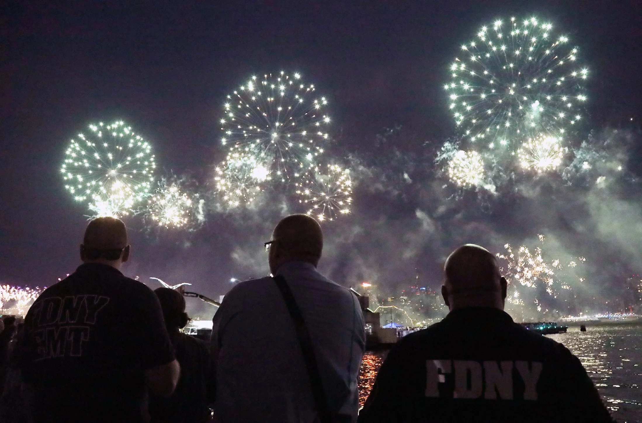 Fireworks 3-sharpen.png