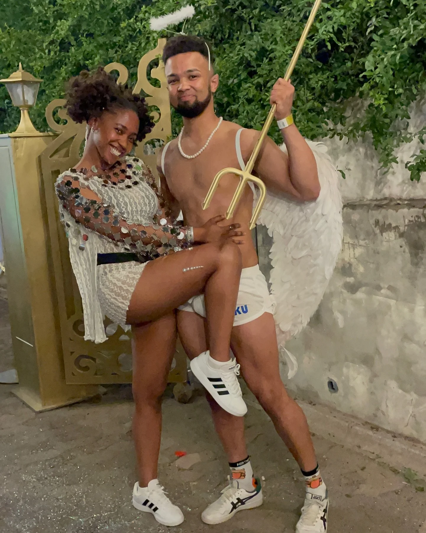 Ready for my @mcqp_official moments? 🫣 The energy, the outfits, the unforgettable vibes. Mother of Pearl 2024 was everything 🥰 Stay tuned over the next few days for a glimpse into the full experience 🤭 HAPPY FRIDAY!

#tgif #capetownevents #whattod