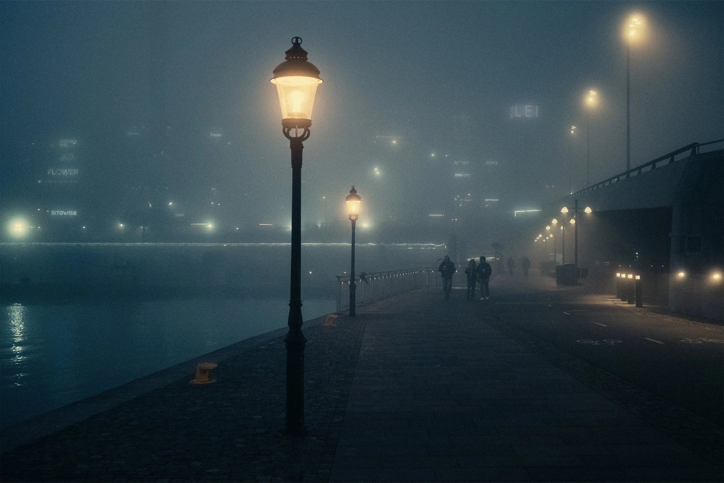 STILLS: Autumn mornings