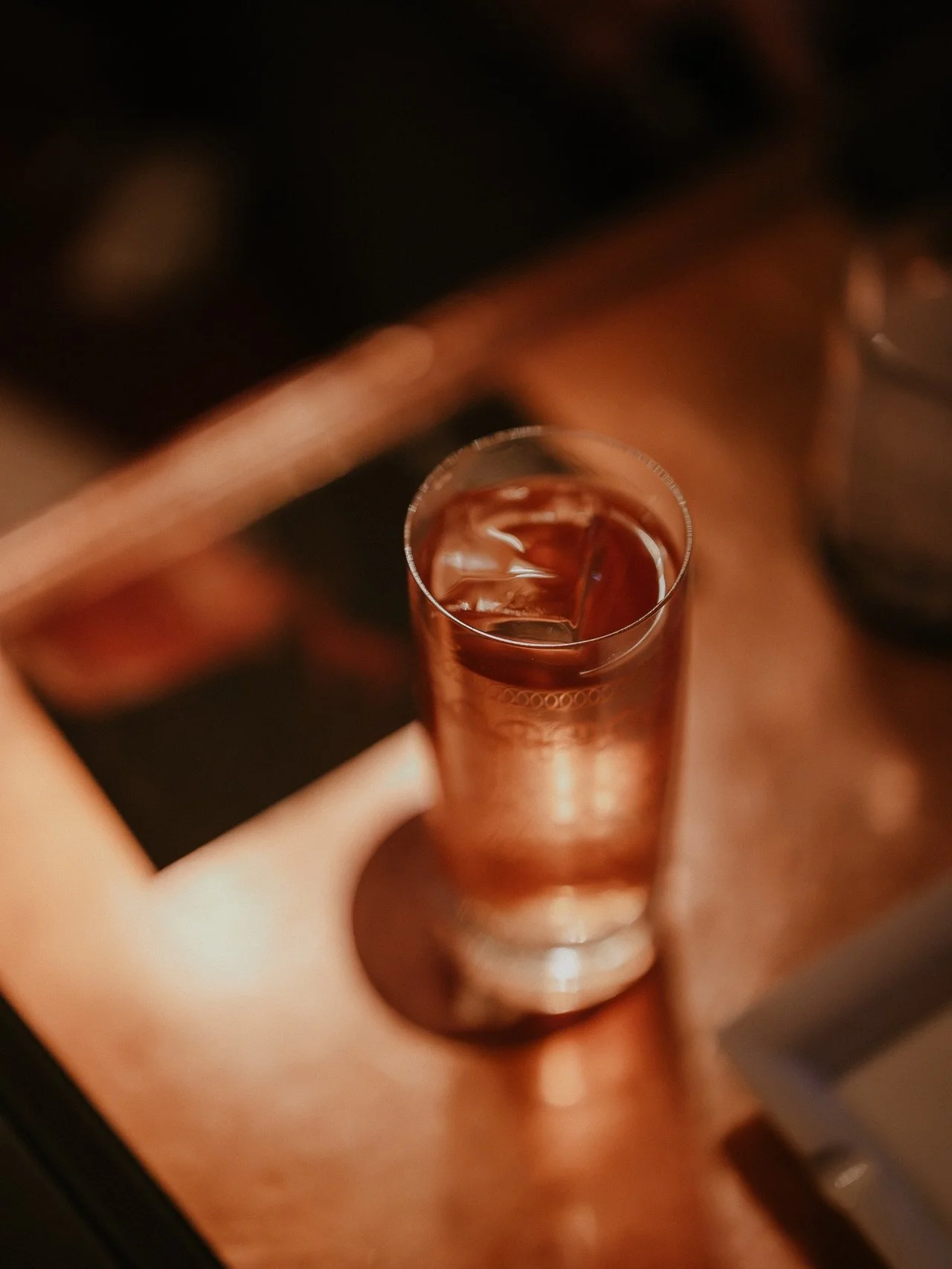 It was ORA to stop by!
@ora_bar_zuerich at Renaissance Bar @badruttspalace with @marco_colelli and @theycallme_pablo.z , warming up for the closing party with @pernodricardswiss cocktails.

#SMCW26 #StMoritzCocktailWeek #stmoritz